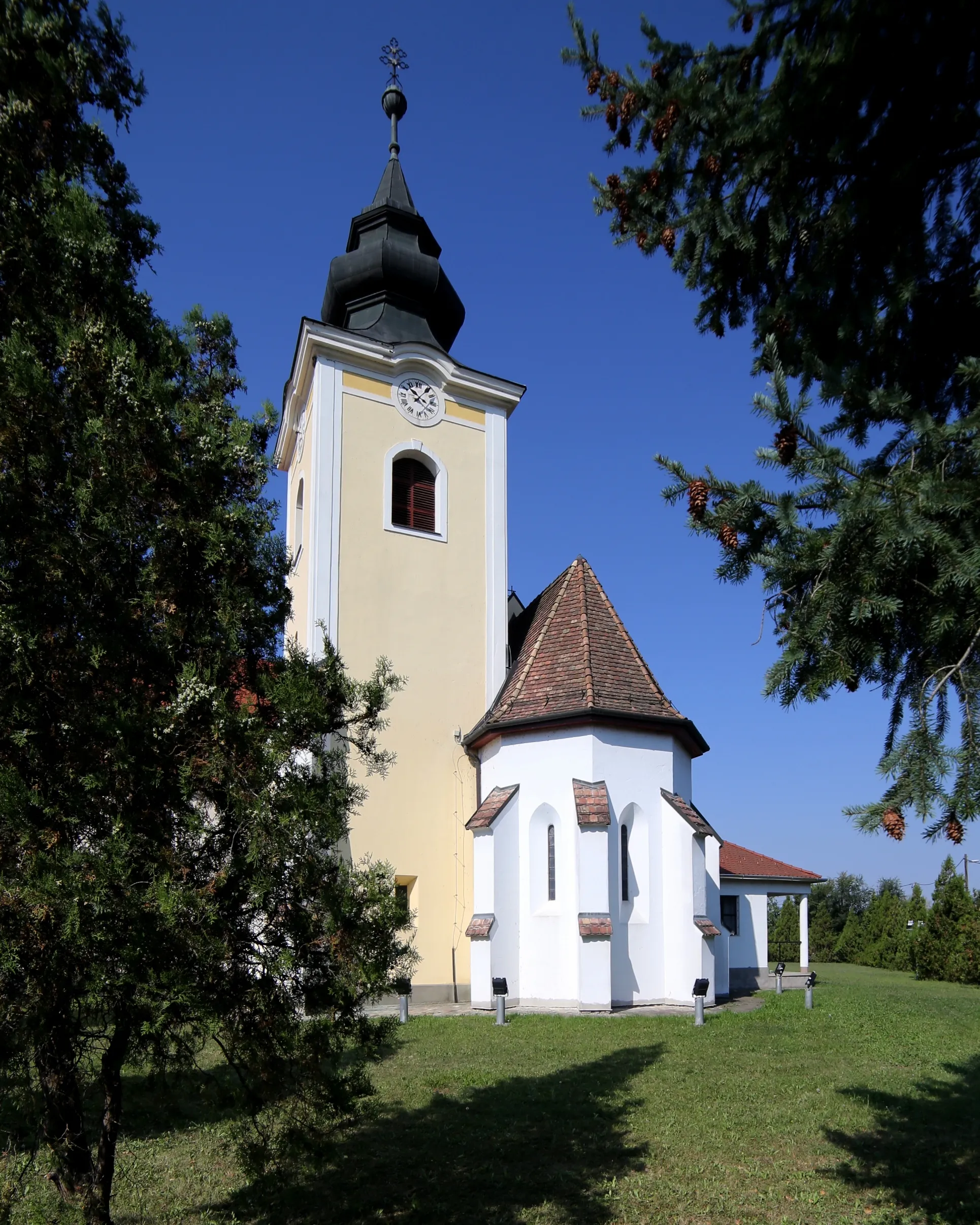 Photo showing: Szeged, Tápé, római katolikus templom