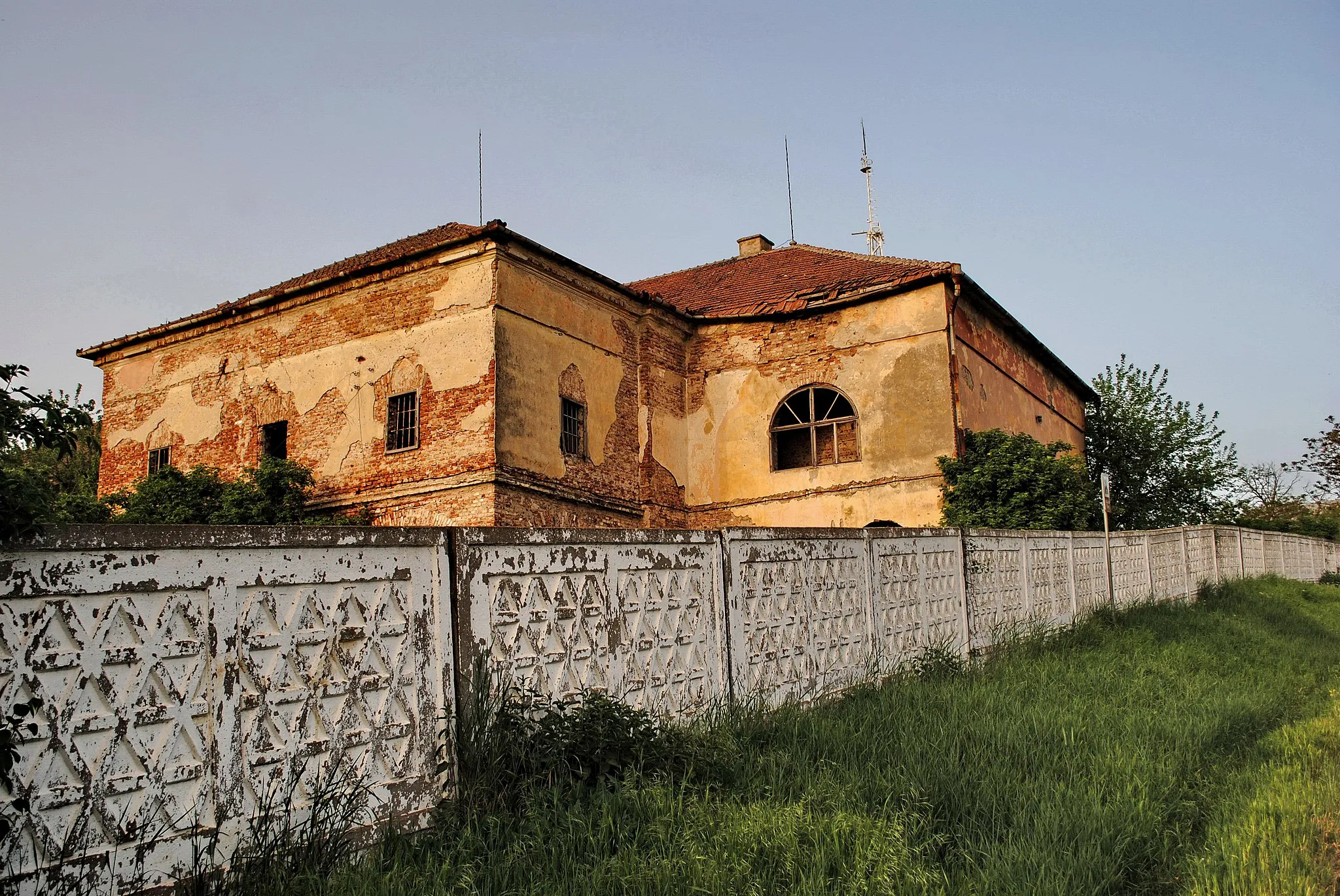 Photo showing: Castelul Contelui de Mercy