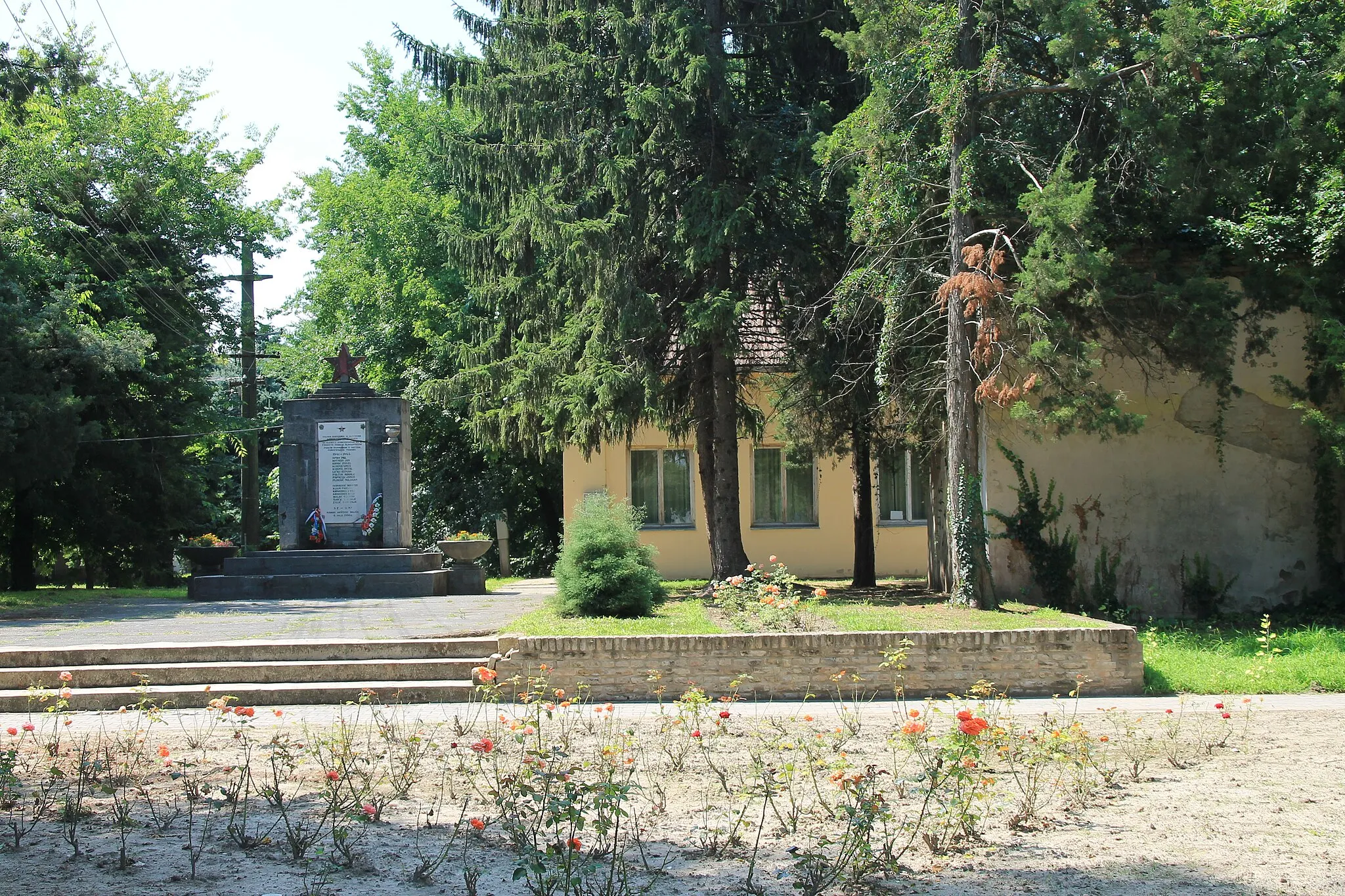 Photo showing: Bajša