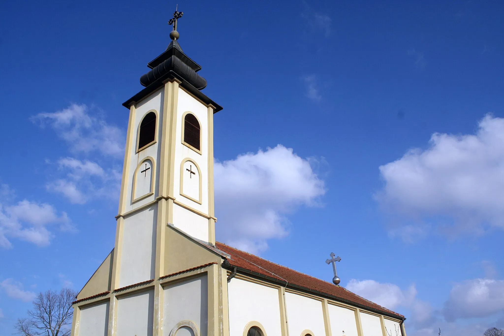 Photo showing: Saint George church in Bingula village.