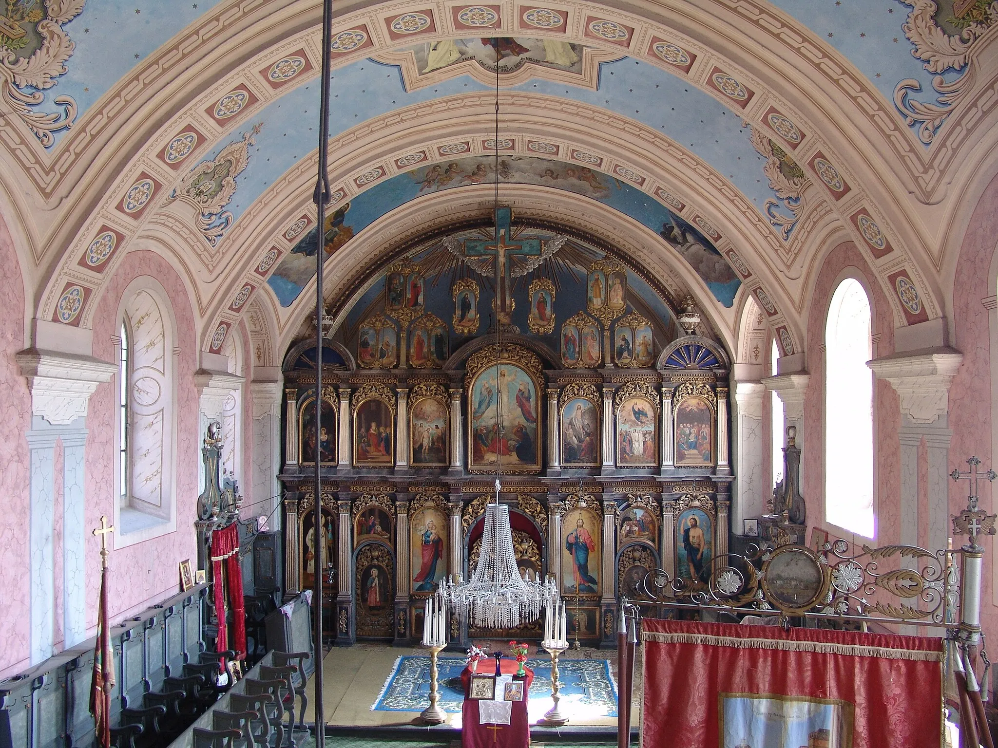 Photo showing: Serbian Orthodox church of Transfiguration of the Lord  in Elemir - view of iconostasis from the gallery