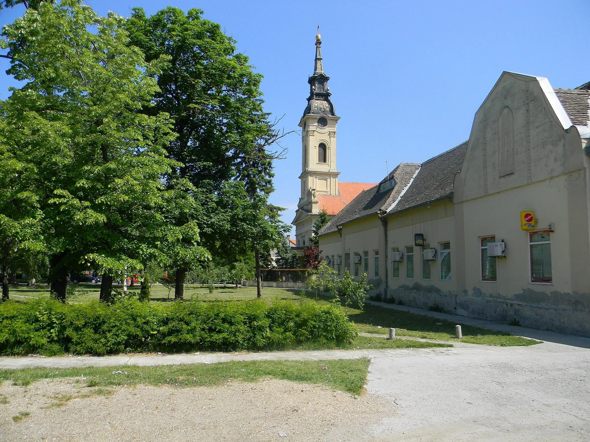 Photo showing: Downtown of Bavanište, Serbia