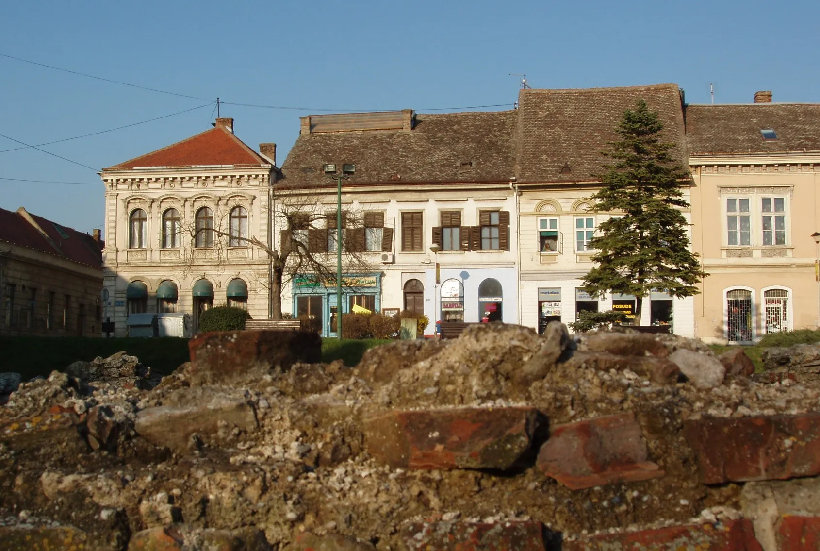 Photo showing: Sremska Mitrovica - Old Roman Remains and New Town