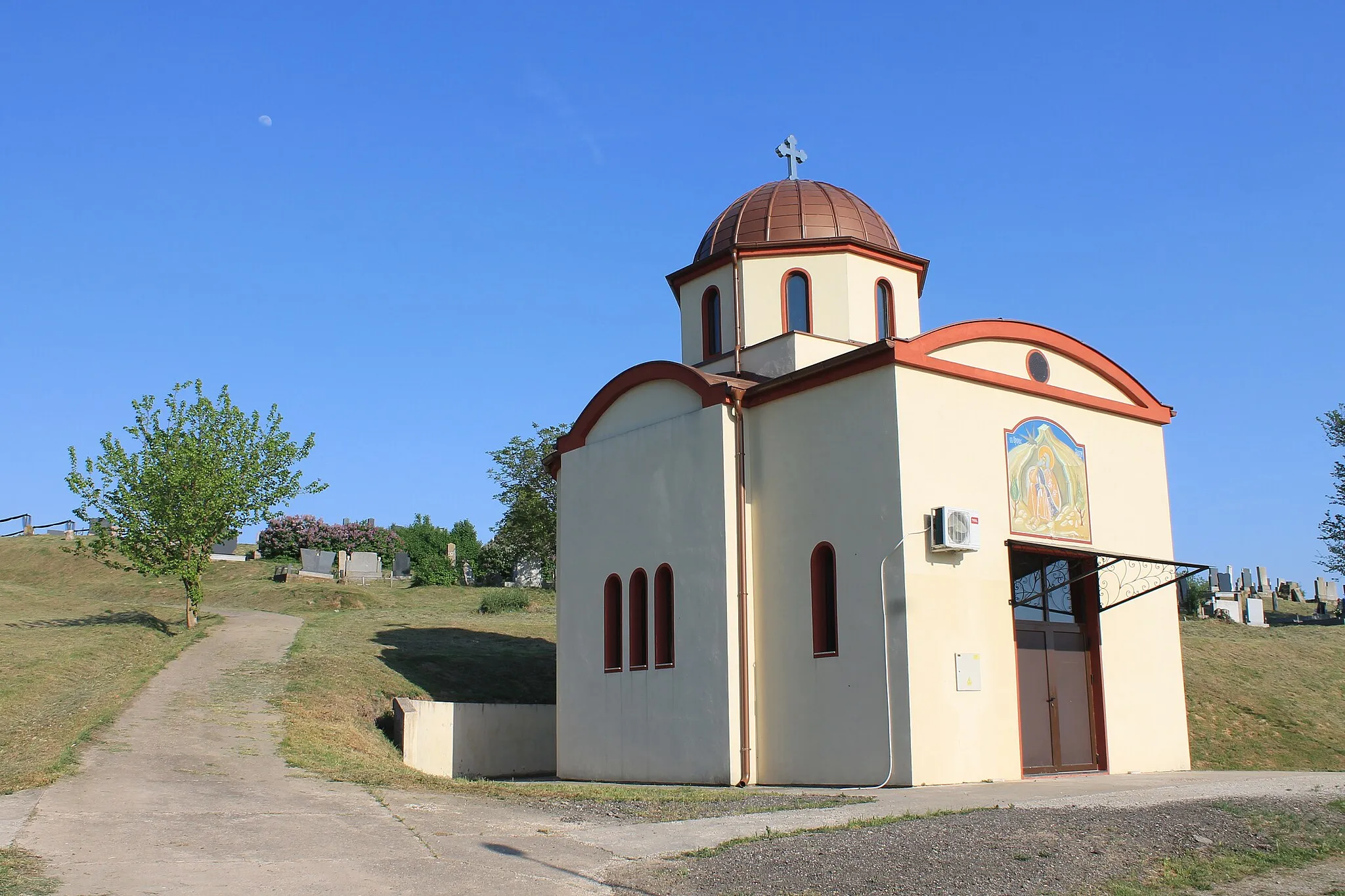 Photo showing: Rivica-kapela na groblju