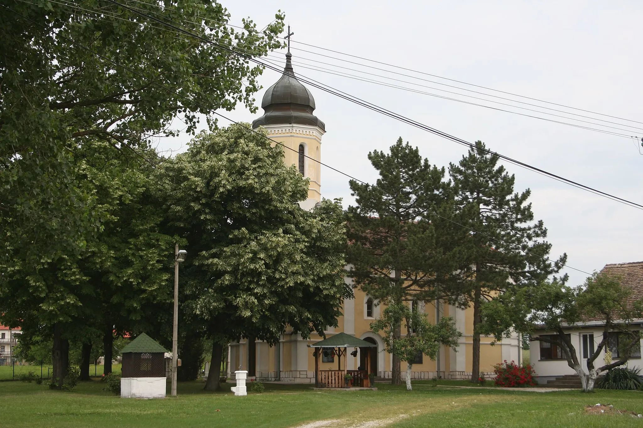 Photo showing: Crkva Uspenja Presvete Bogorodice, Krnić, opština Vladimirci