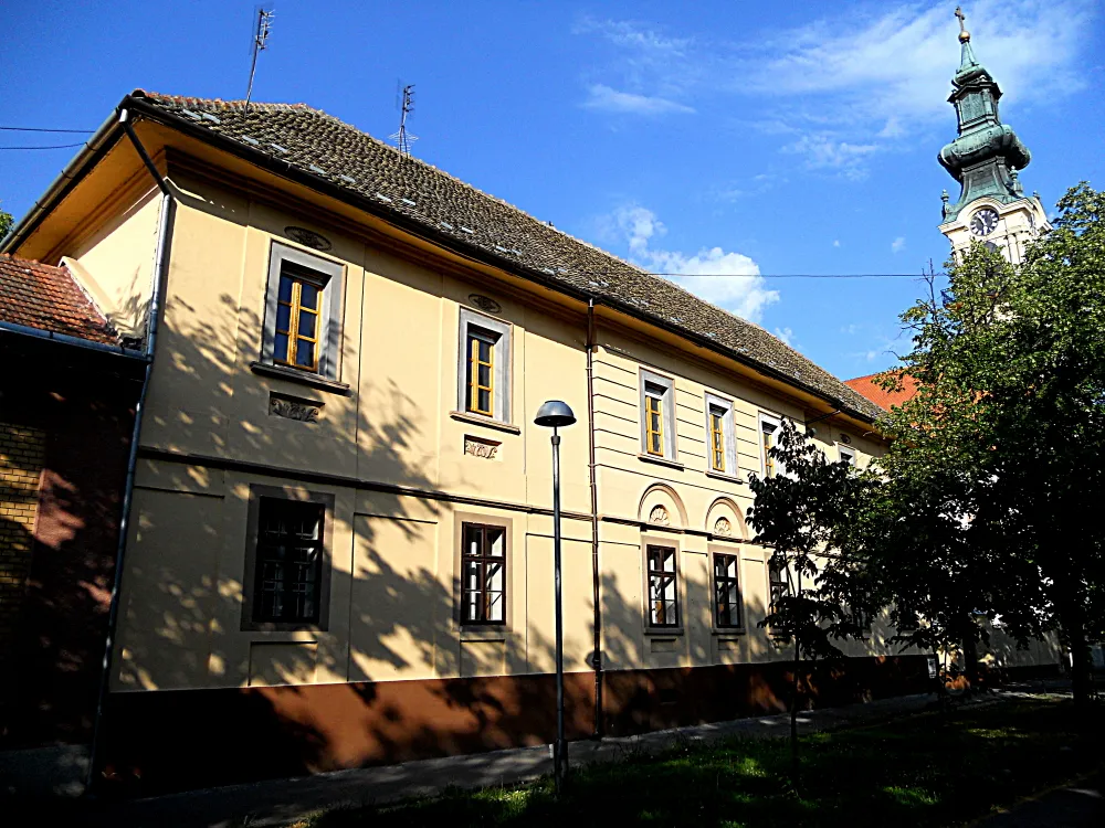 Photo showing: Crkva i parohija evangeličke crkve u Bačkom Petrovcu