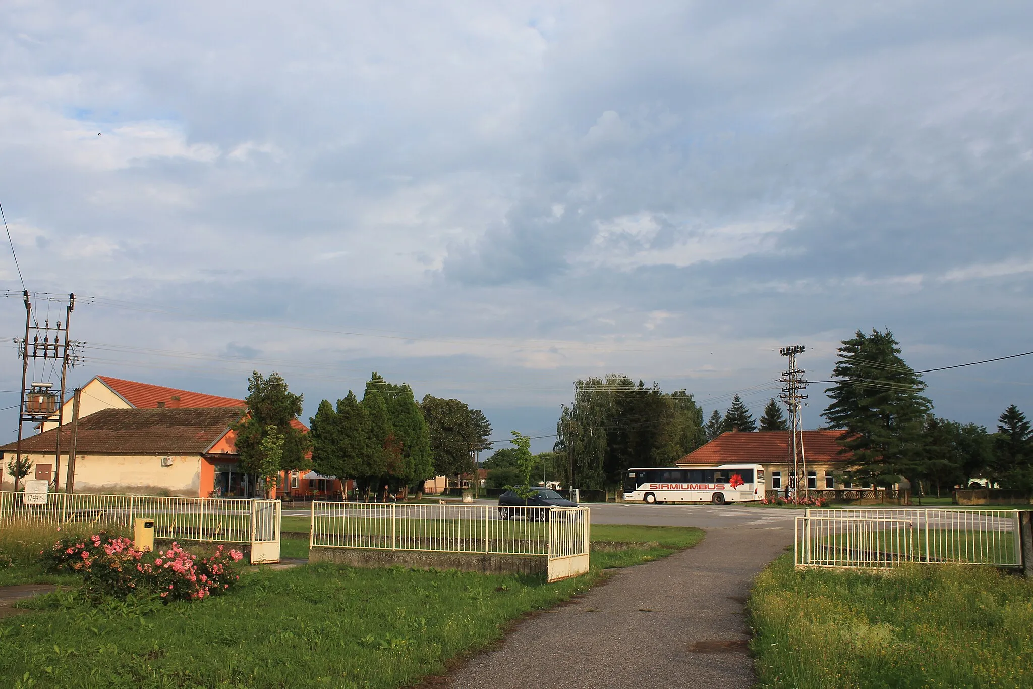 Photo showing: Sremska Rača