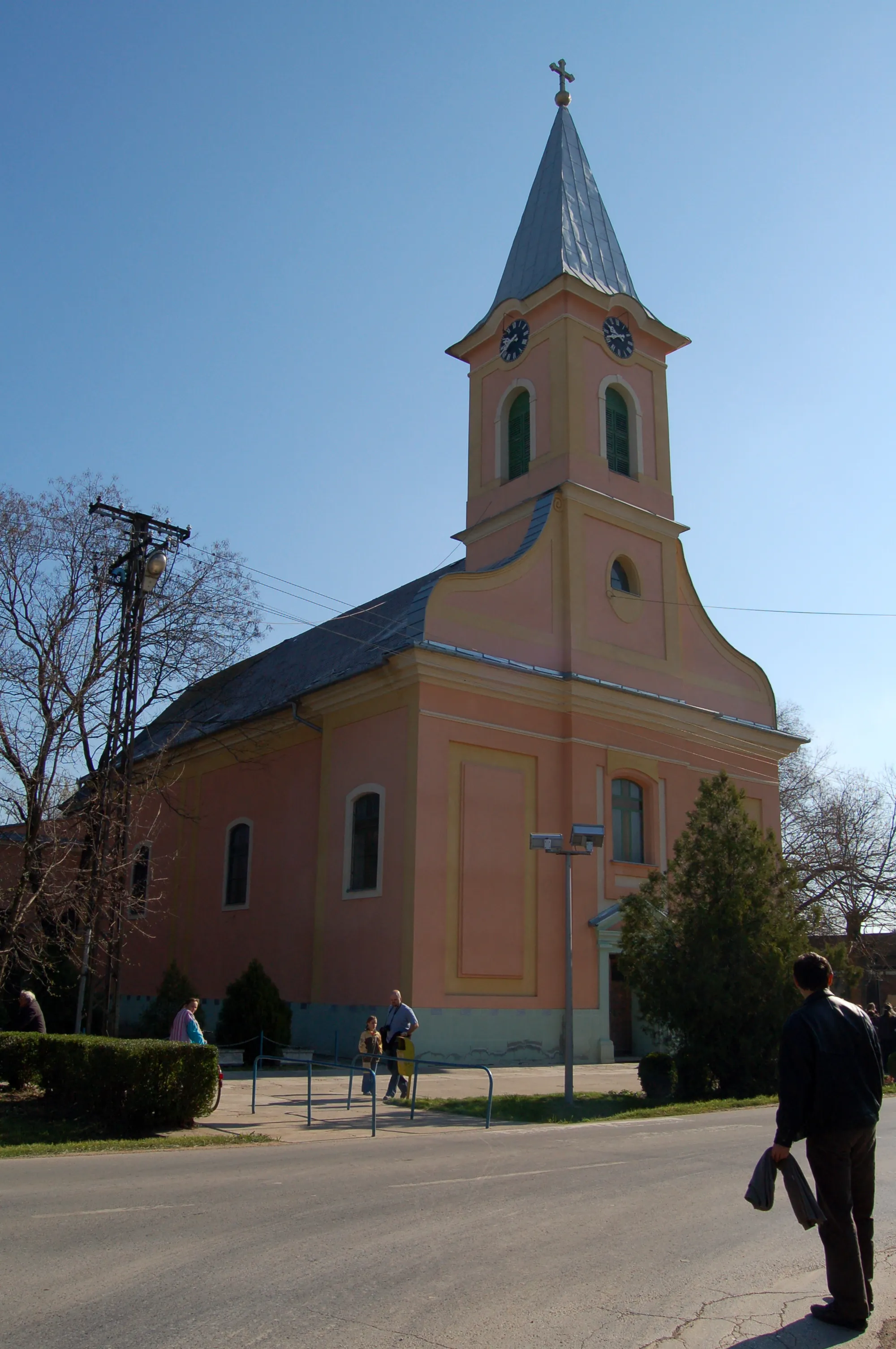 Photo showing: Mali Iđoš, church of Saint Anne