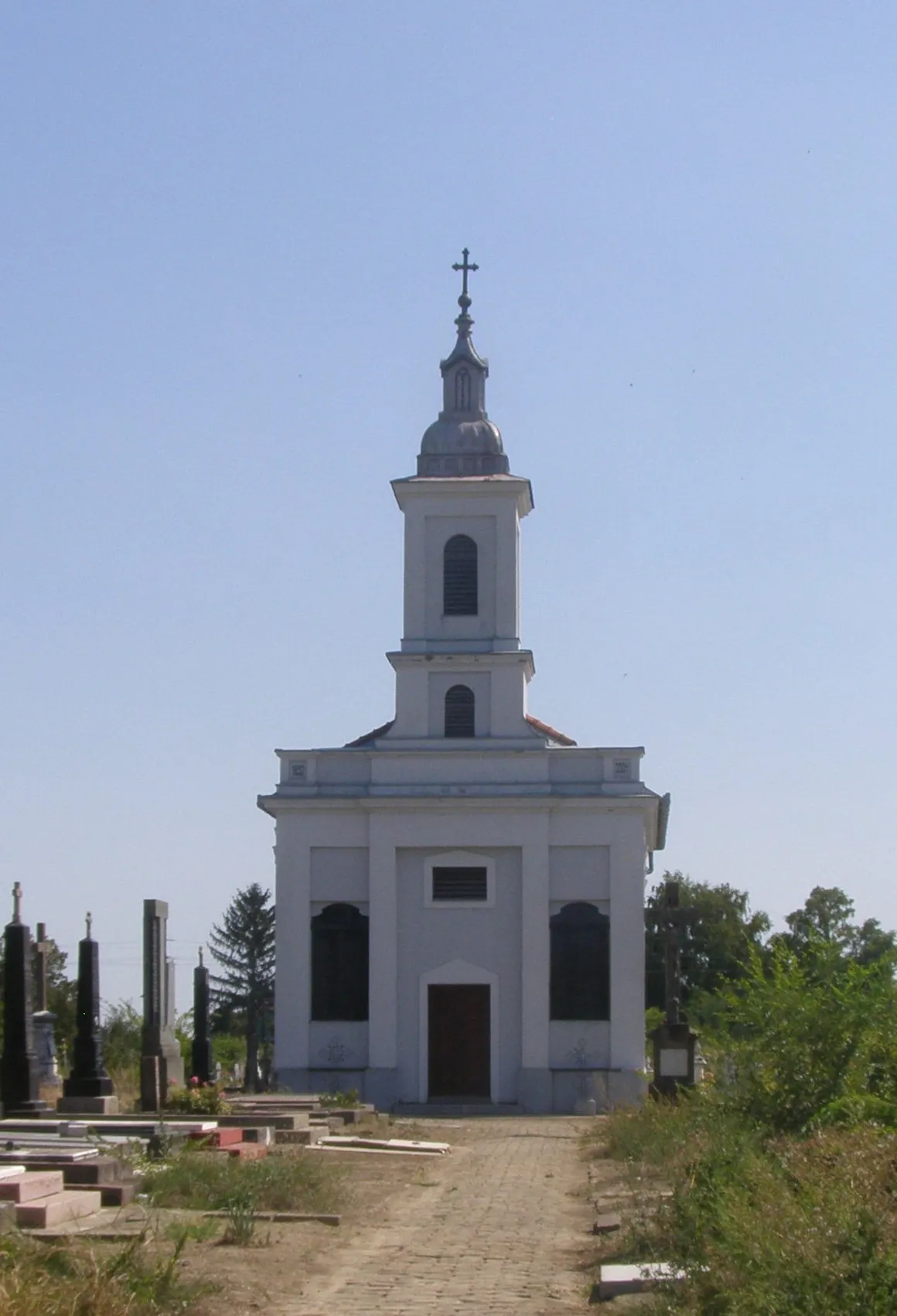 Photo showing: Chapel on cemetery in Odžaci