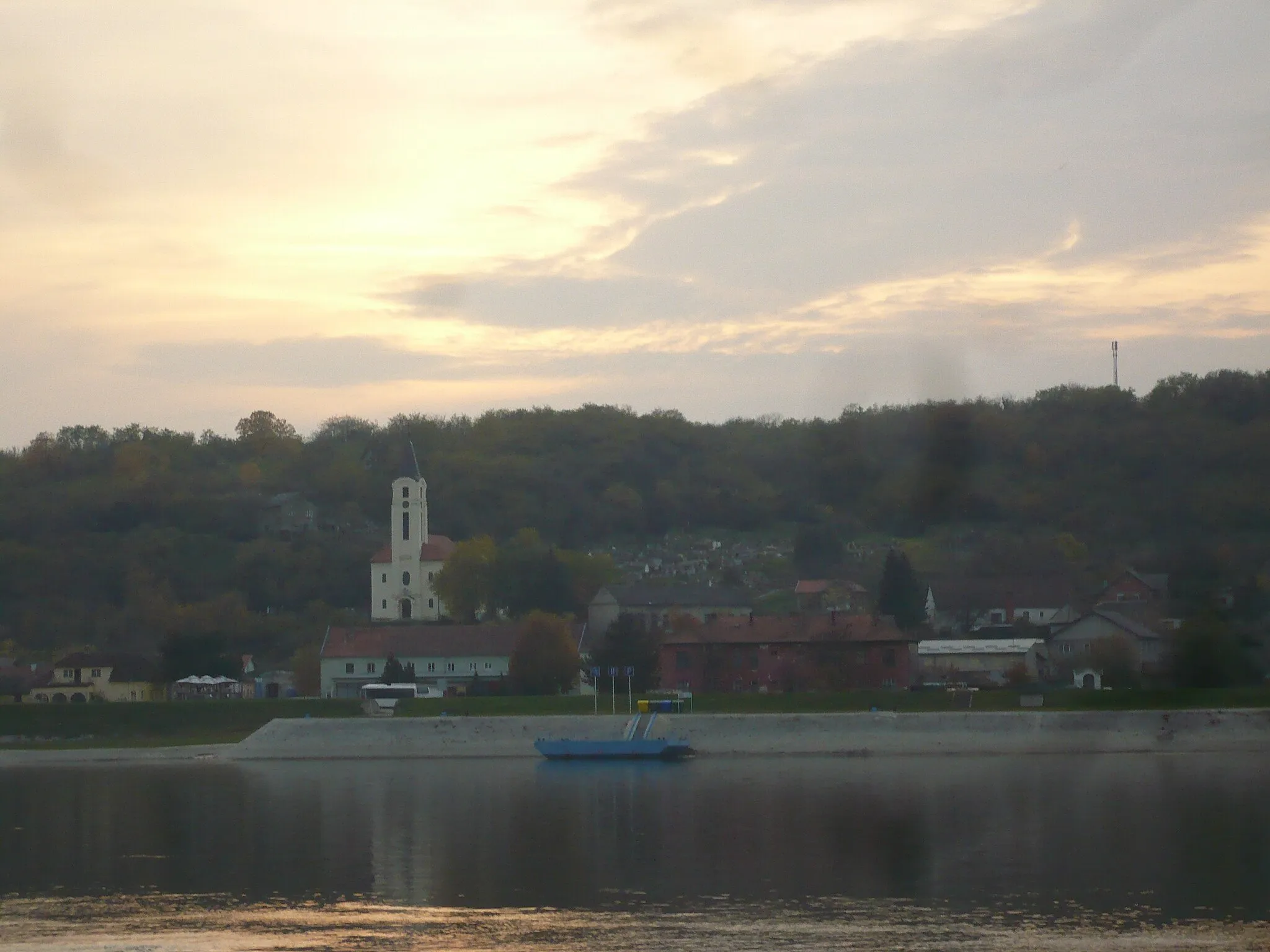 Photo showing: Naplemente Kiskőszeg felett