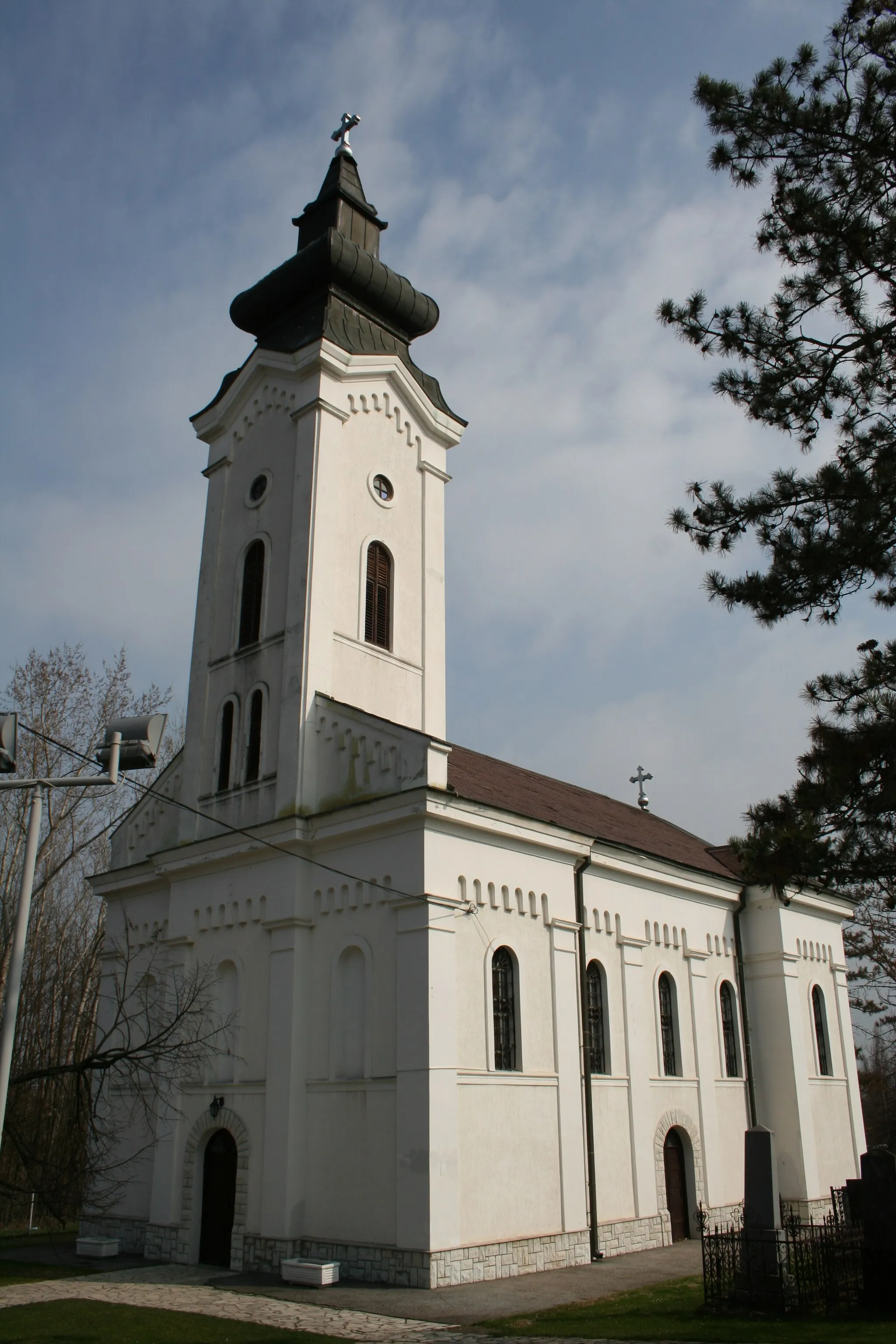 Photo showing: Radljevo, Crkva Pokrova Prsvete Bogorodice