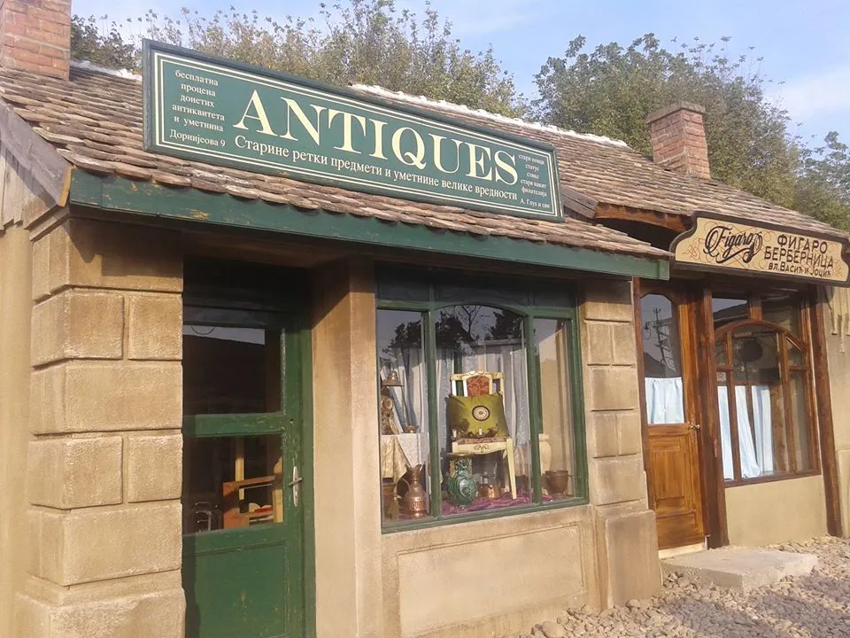 Photo showing: Antique shop on the set of "Shadow over Balkans" in Baranda.