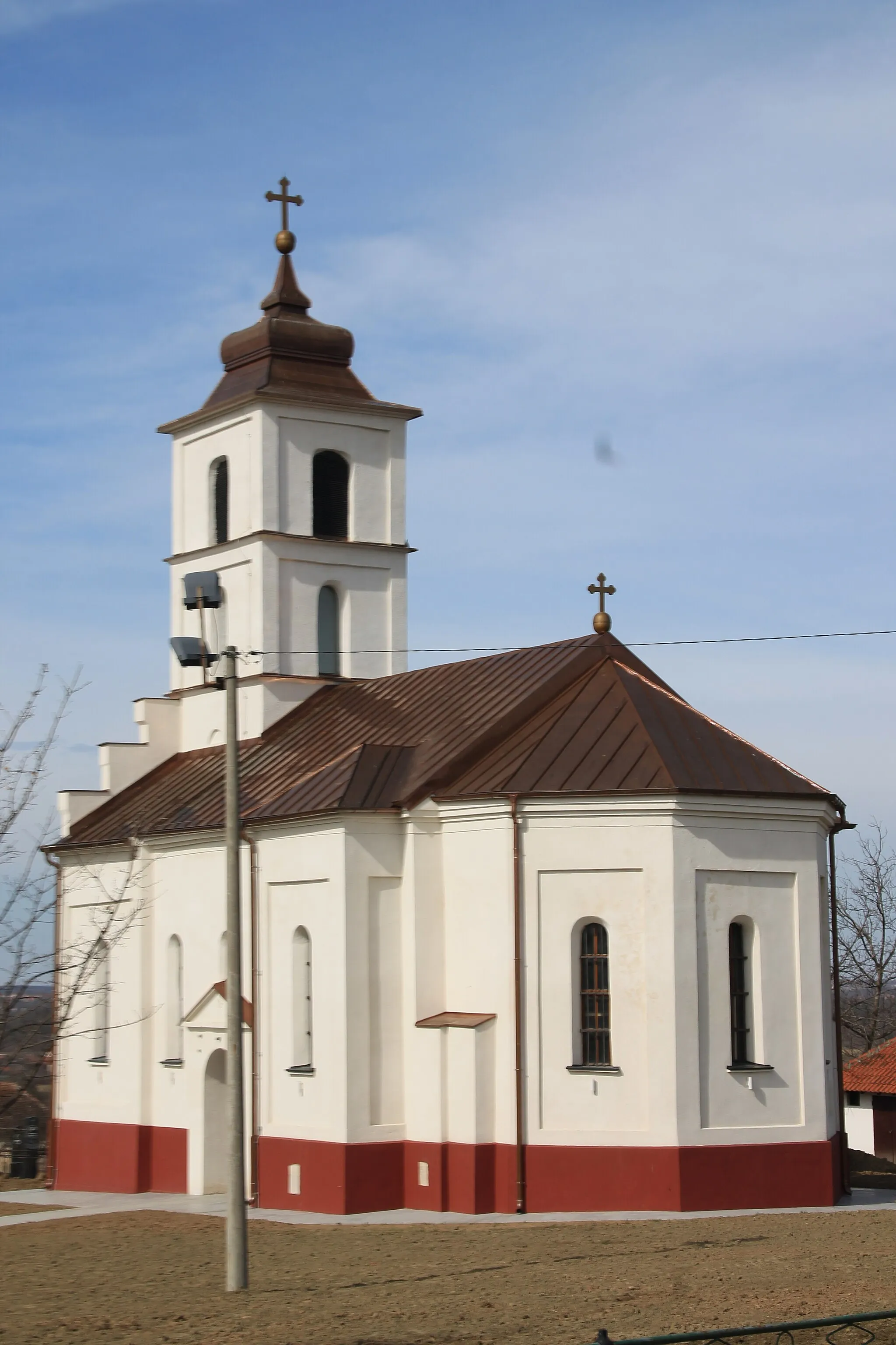 Photo showing: Crkva Sv. Arhangela Gavrila (Šopić)