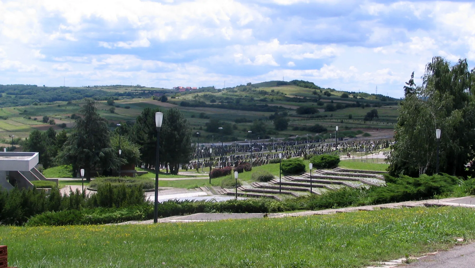 Photo showing: Lešće one of Belgrade cemeteries