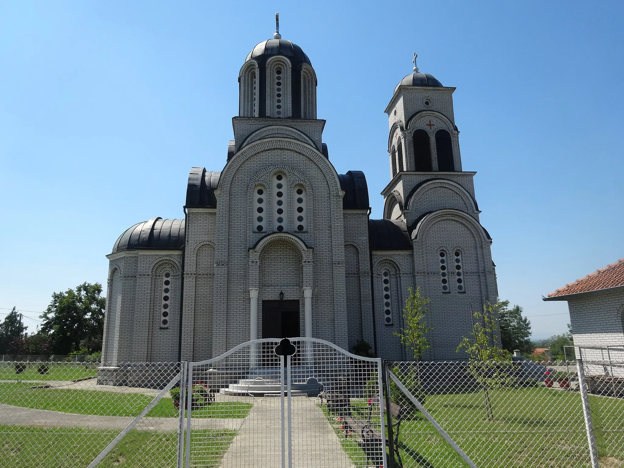 Photo showing: Stepojevac, Church