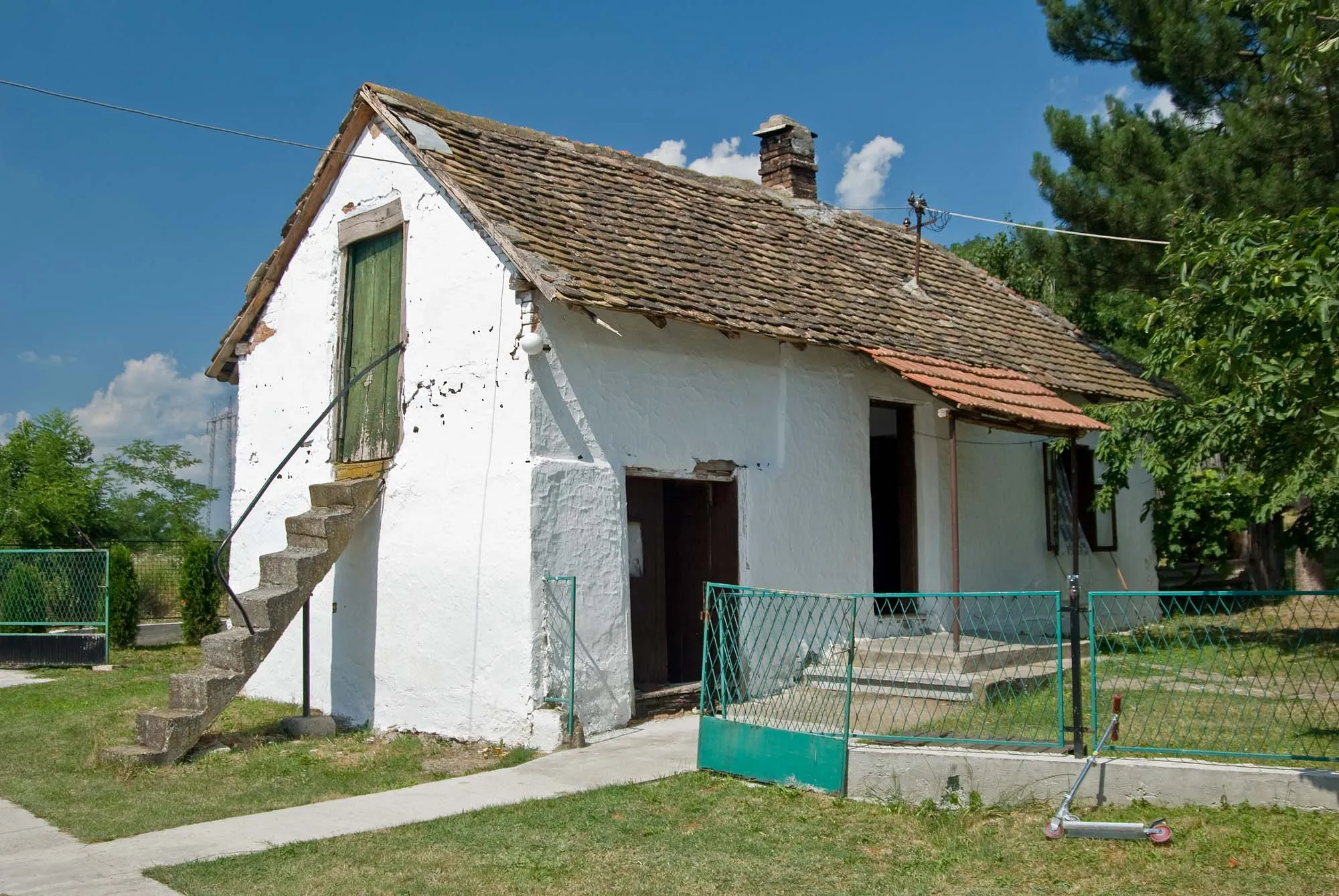 Photo showing: Кућа у селу Бргуле код Уба