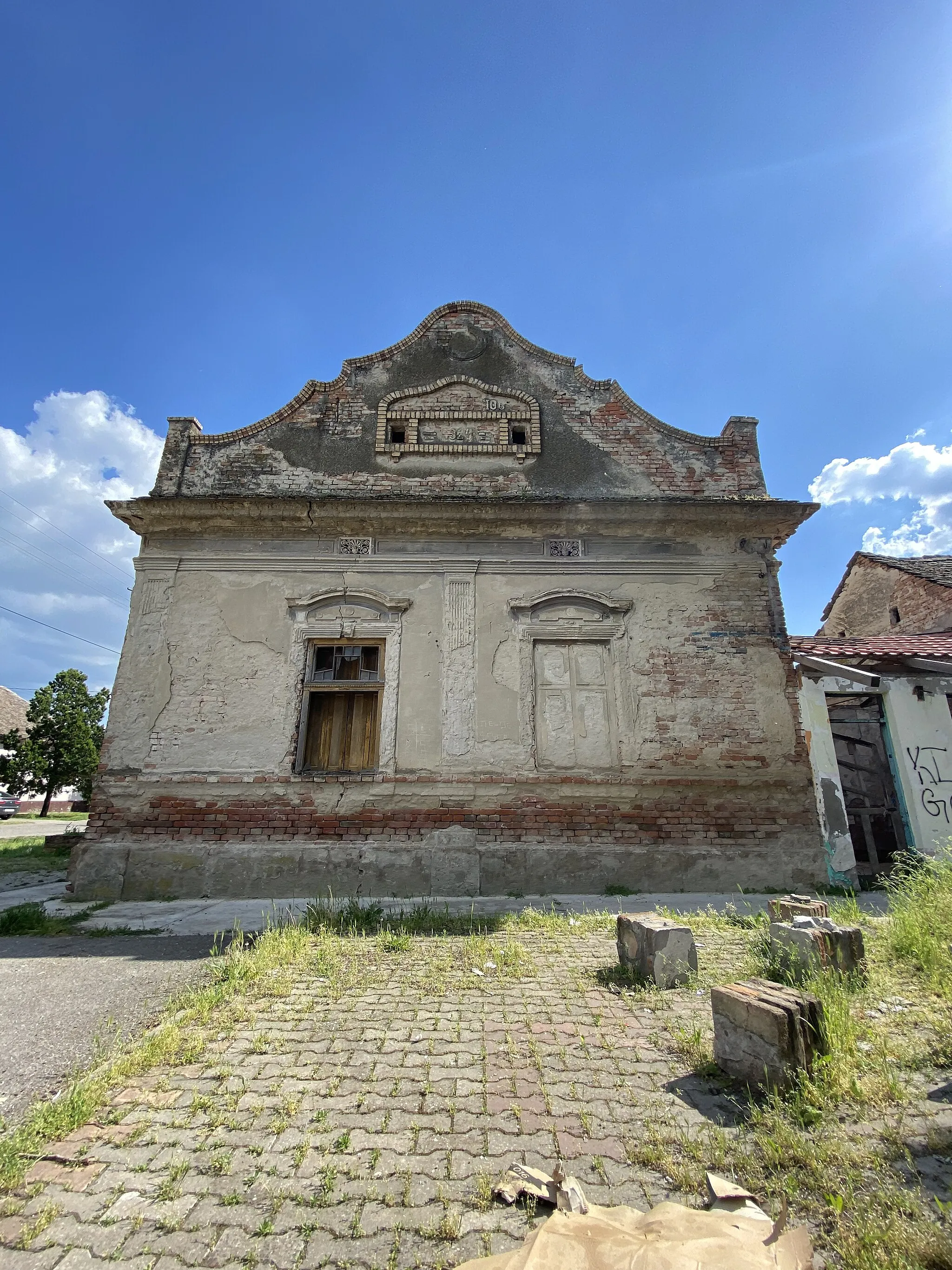Photo showing: An abandoned house in Kralja Petra street, Pločica