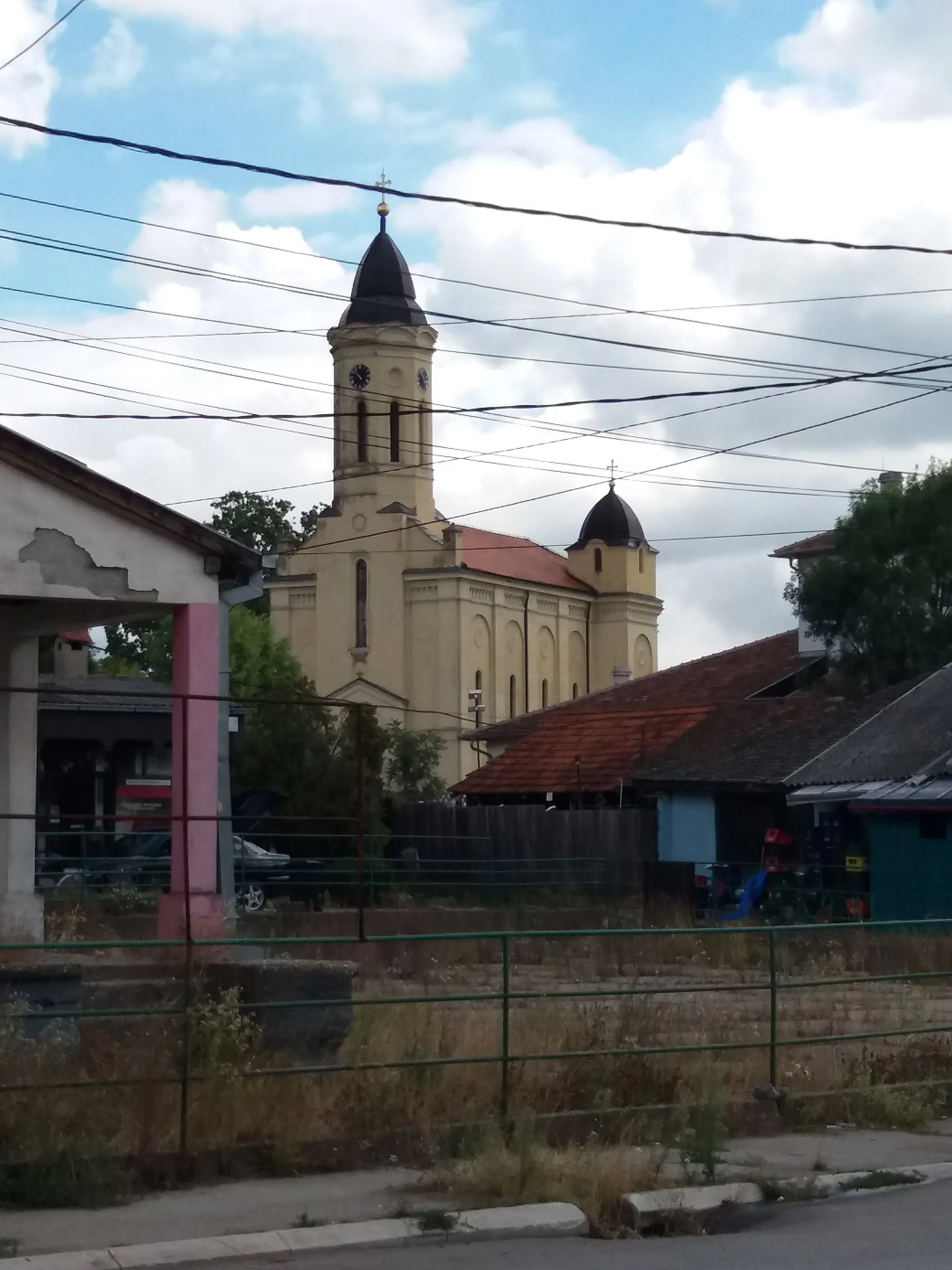 Photo showing: Crkva Svetih besrebrenika Kozme i Damjana, Azanja