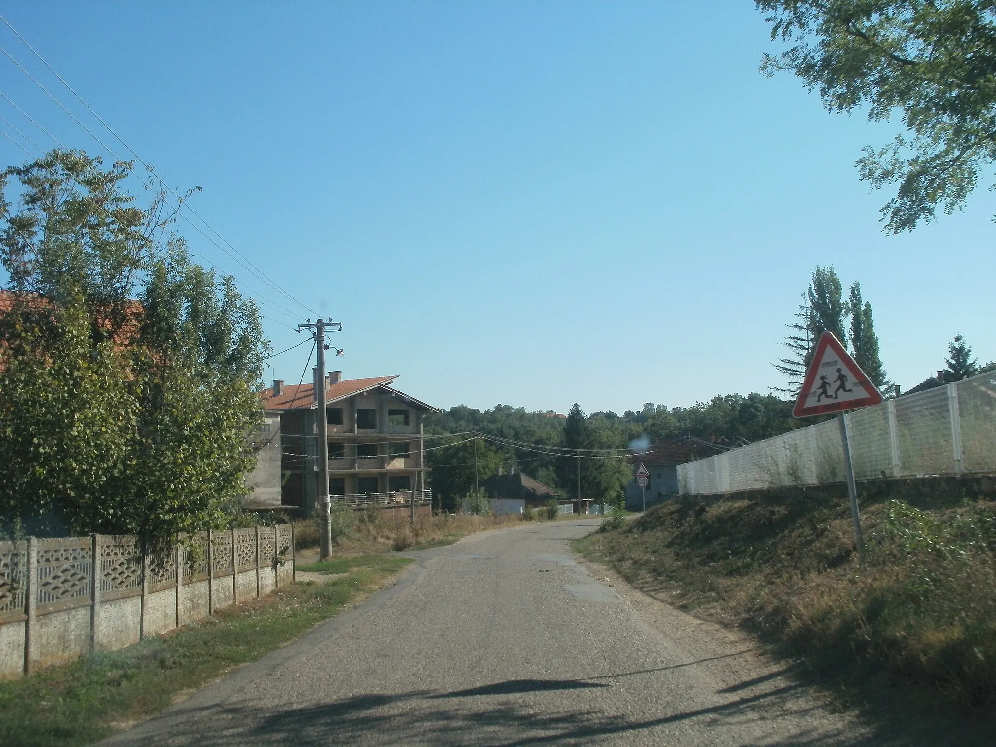 Photo showing: Suvodol, Street