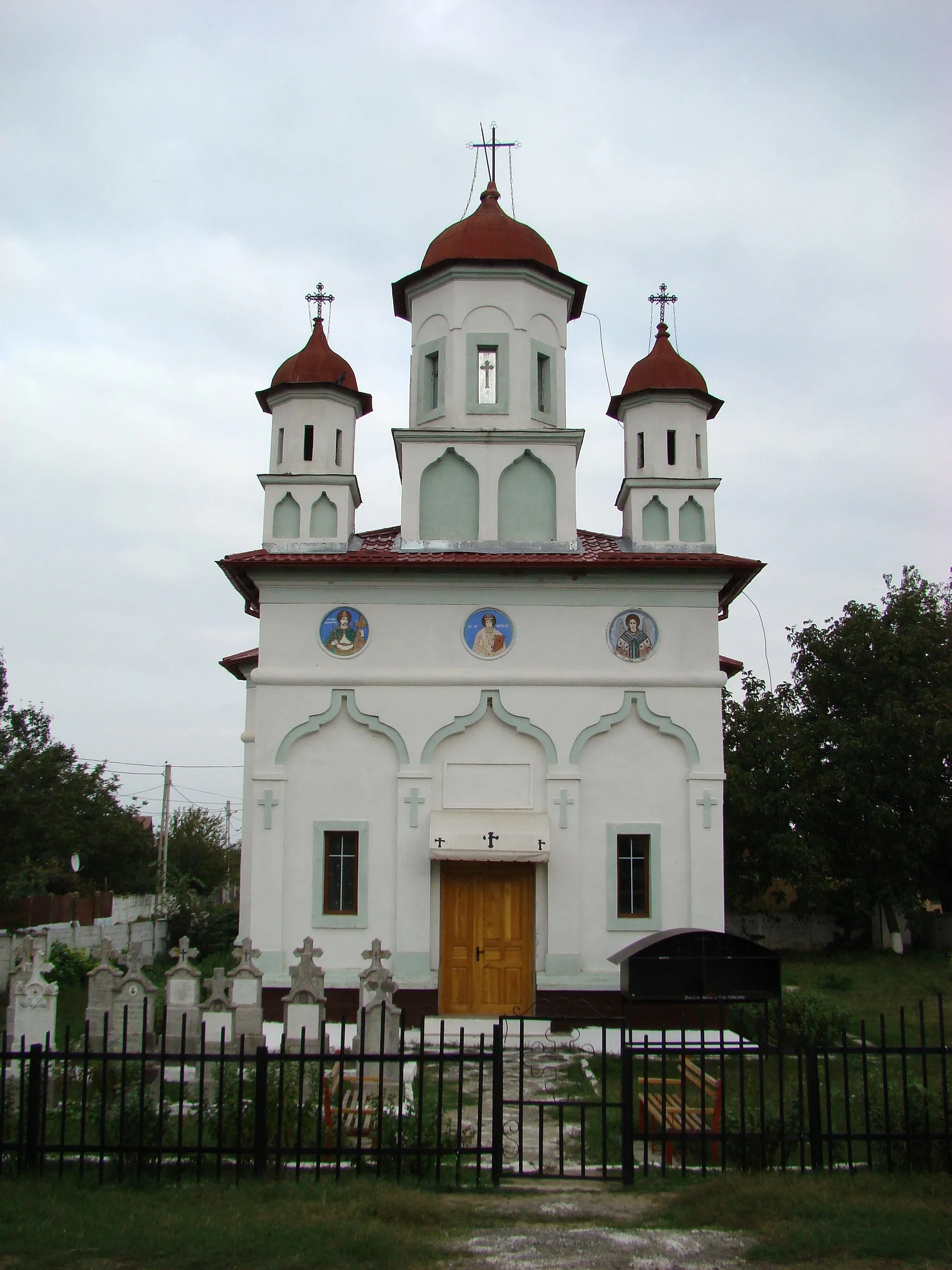 Photo showing: Biserica ortodoxă din cioroboreni, județul Mehedinți