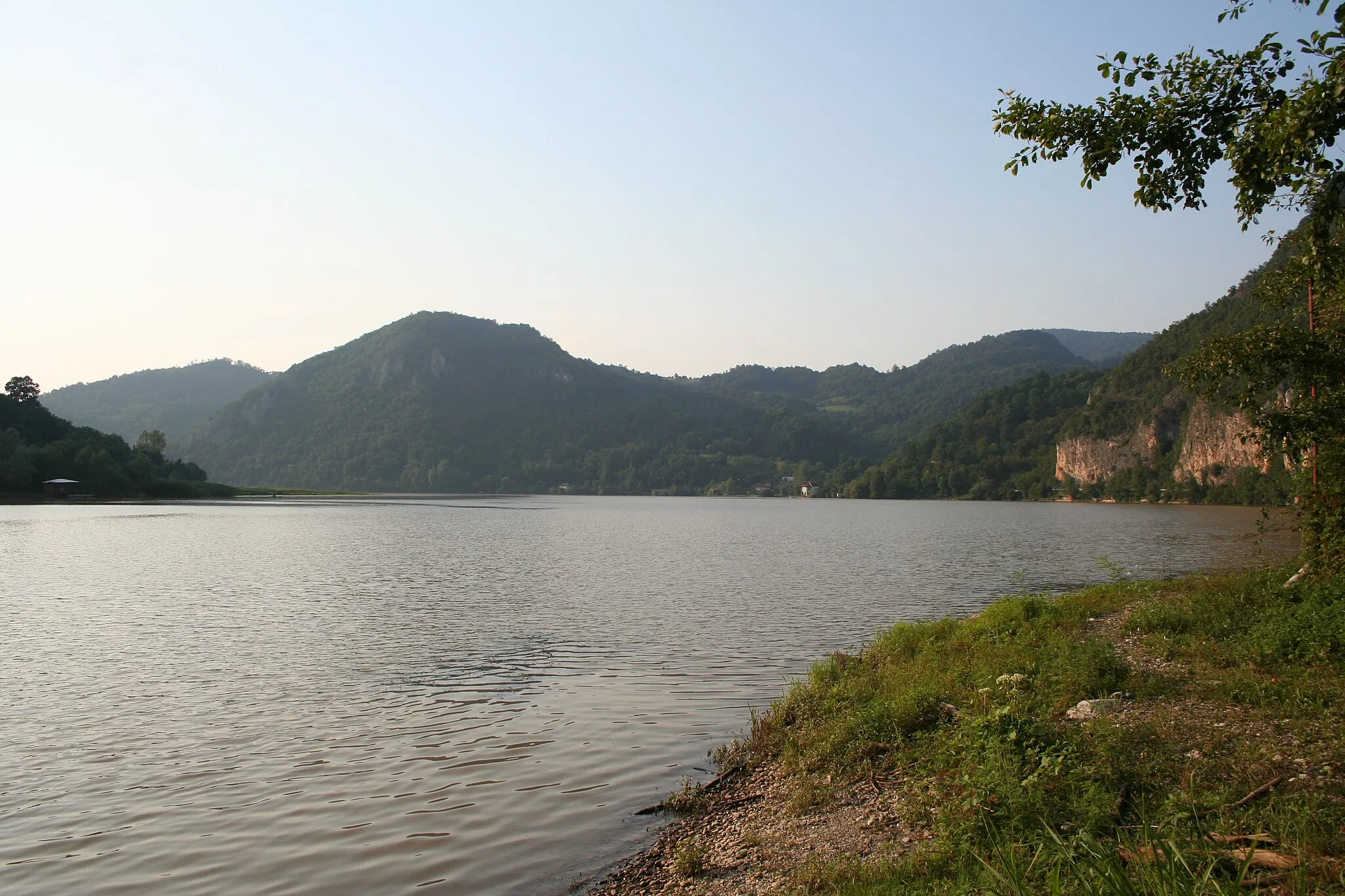 Photo showing: Zvorničko jezero na Drini, Budišić