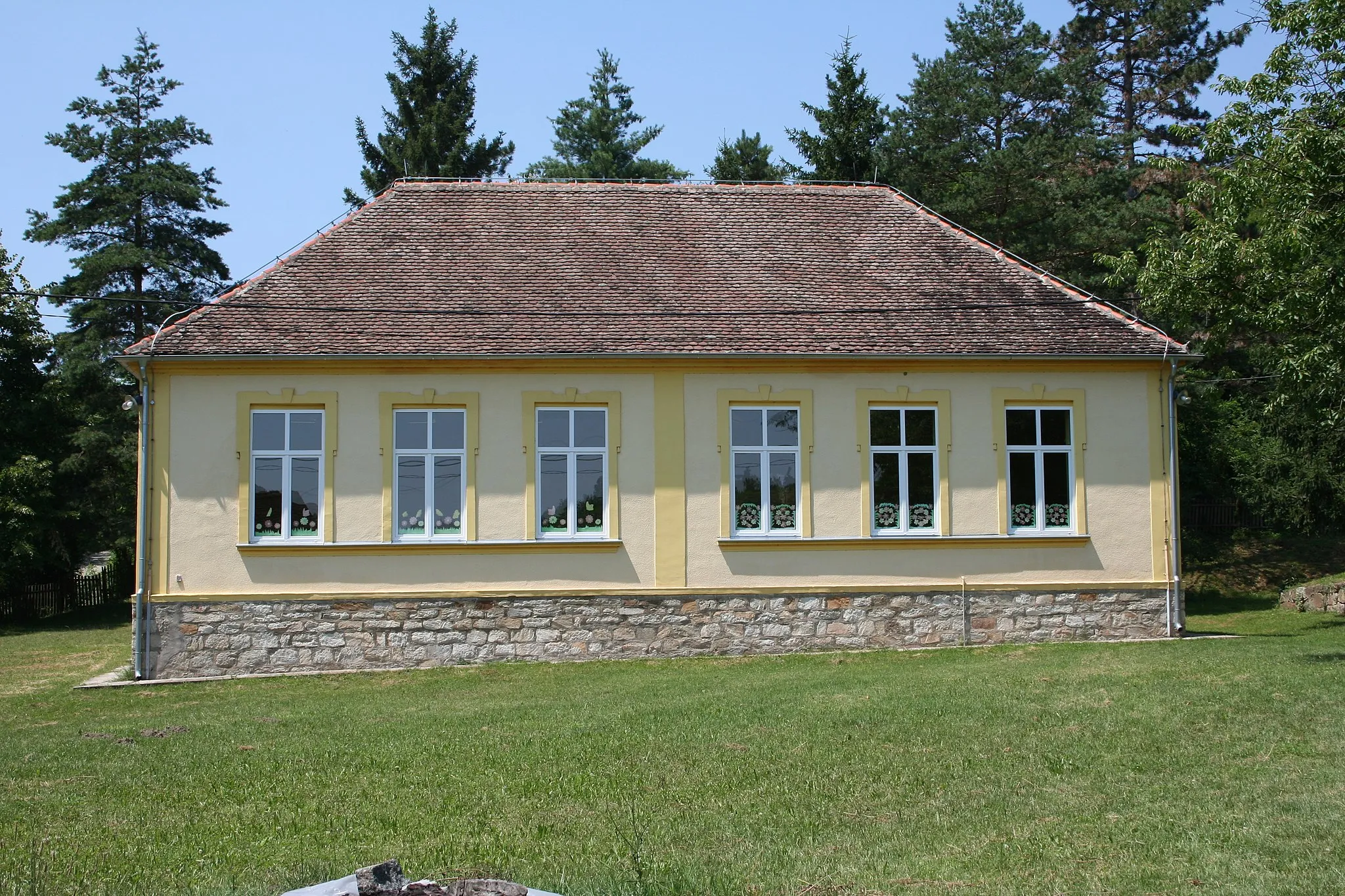 Photo showing: Zgrada škole, Rumska