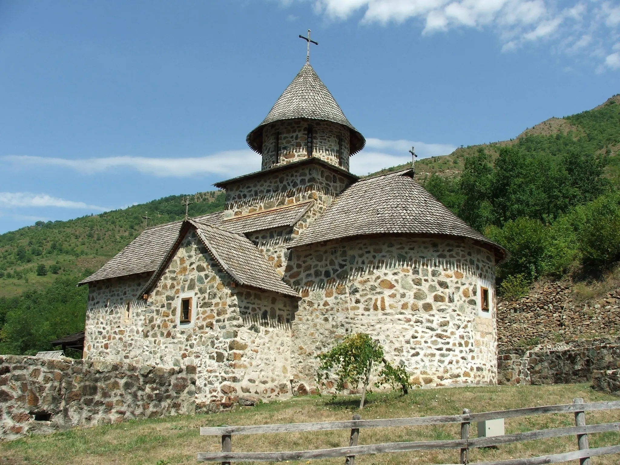 Photo showing: Uvac Monastery