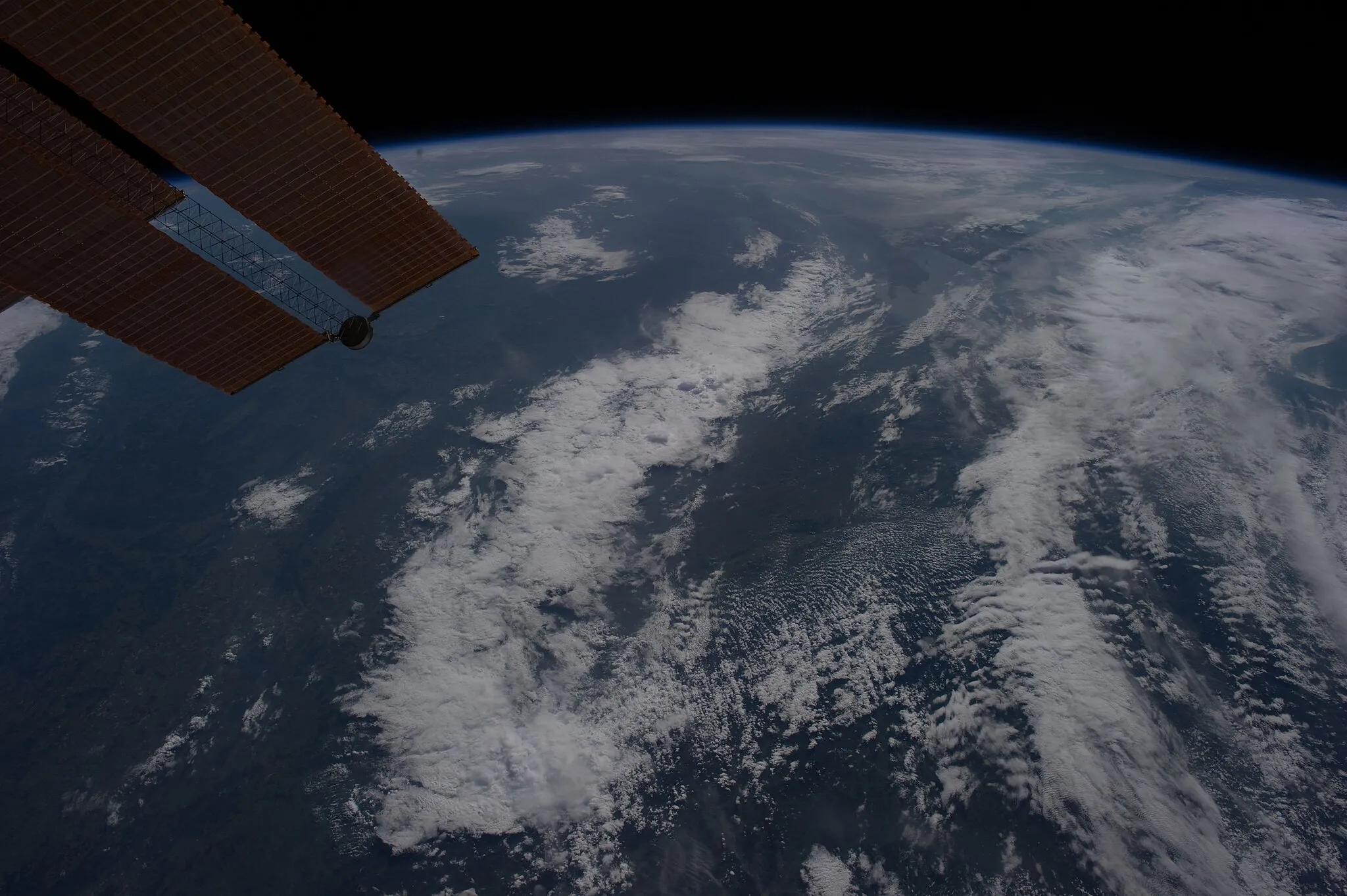 Photo showing: View of Earth taken during ISS Expedition 31.