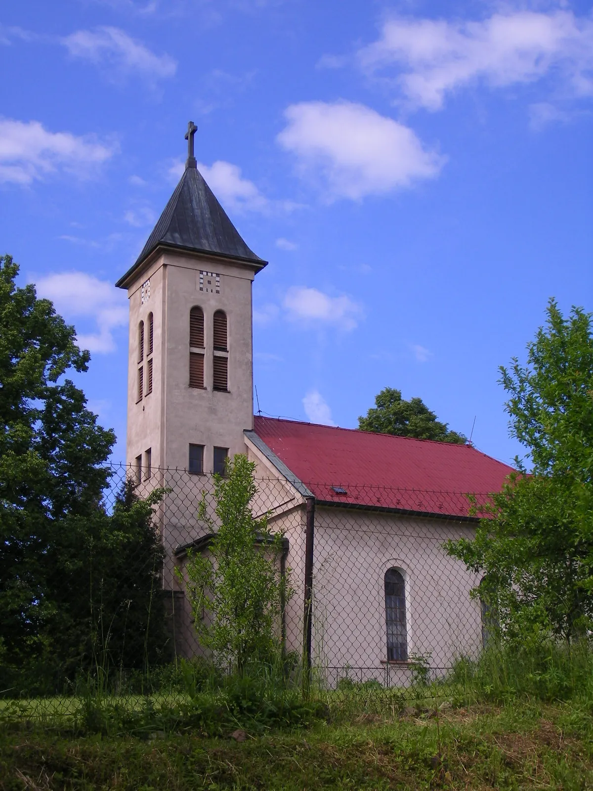 Photo showing: Záturčie - church