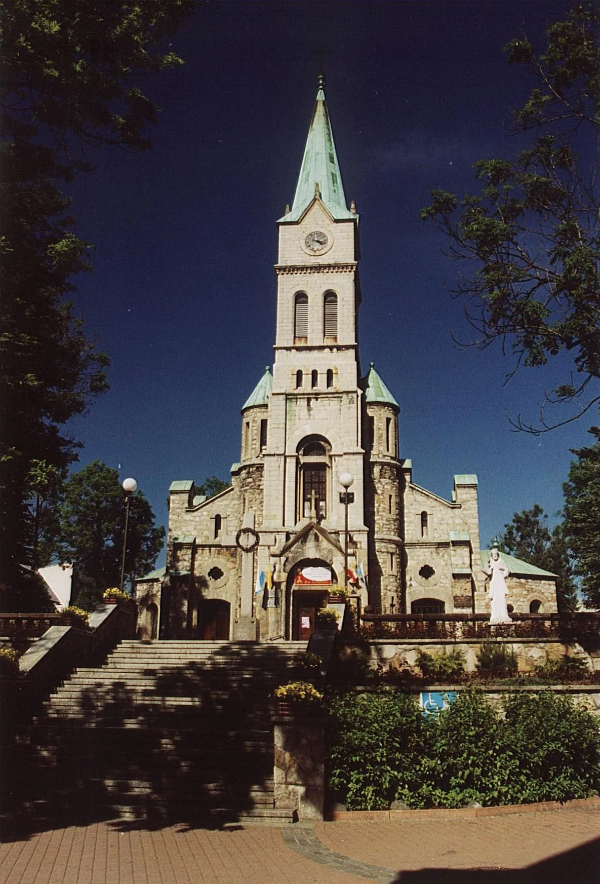 Photo showing: Kościół Świętej Rodziny w Zakopanem; Zakopane, ul. Krupówki 1 a, Zakopane