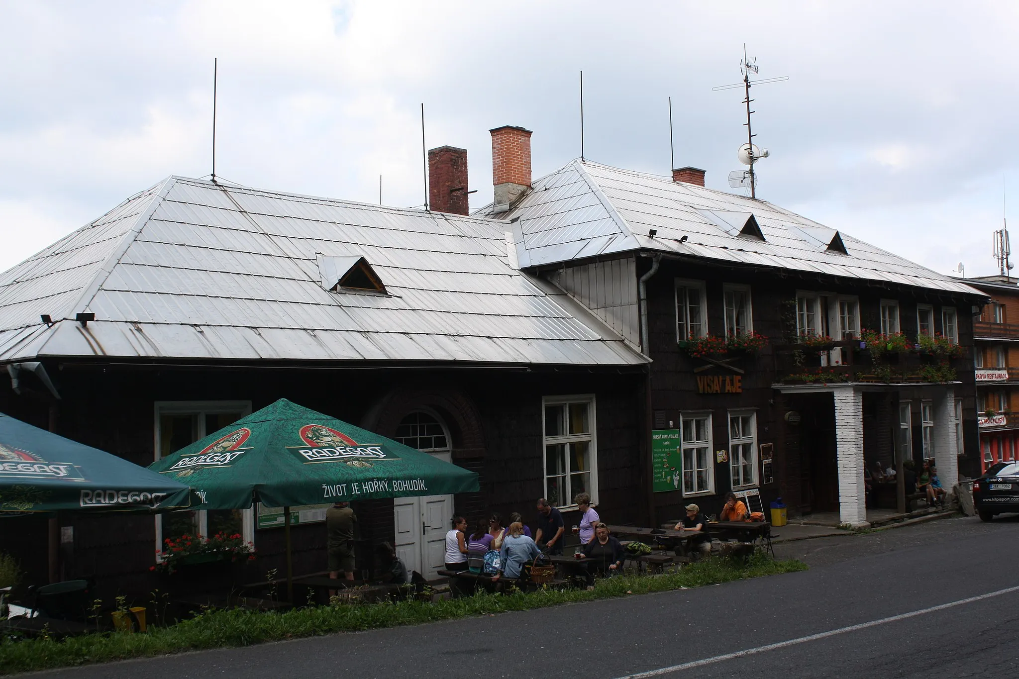 Photo showing: Horská chata v osadě Visalaje v obci Krásná (okres Frýdek-Místek)
