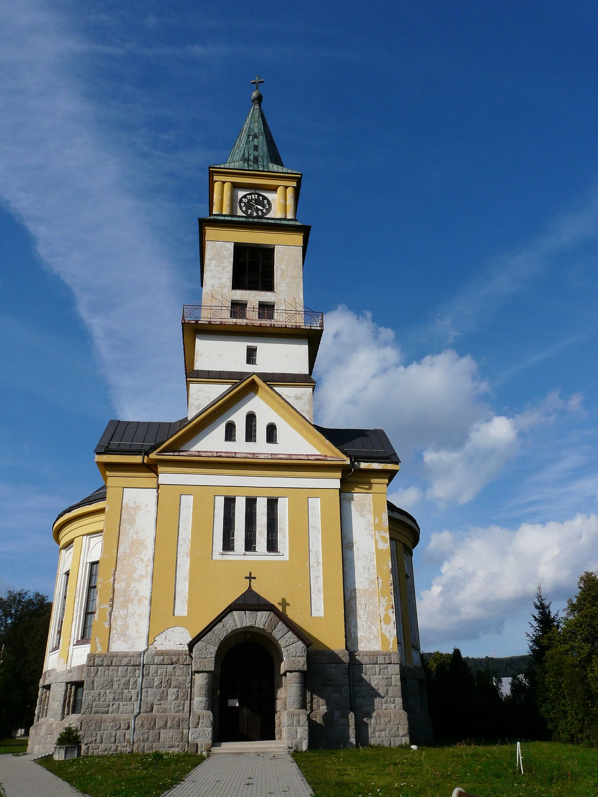 Photo showing: Evangelical Church of the Augsburg Confession in Pliešovce