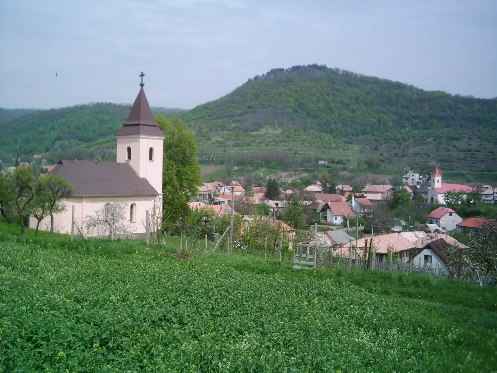 Photo showing: Dacsókszi - Kosihovce, Szlovákiai falu az evang. templomtól