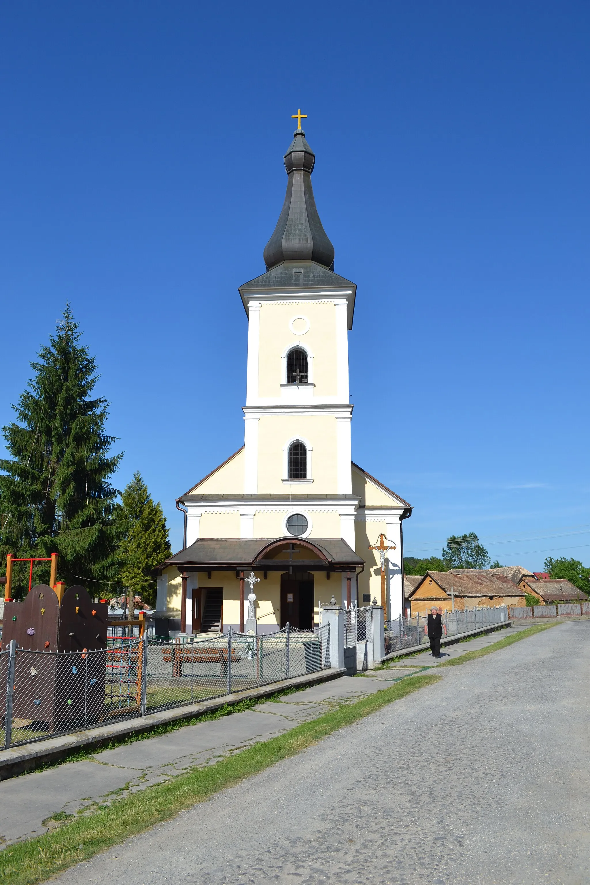Photo showing: Roman Catholic Church of St. Francis in Ružiná