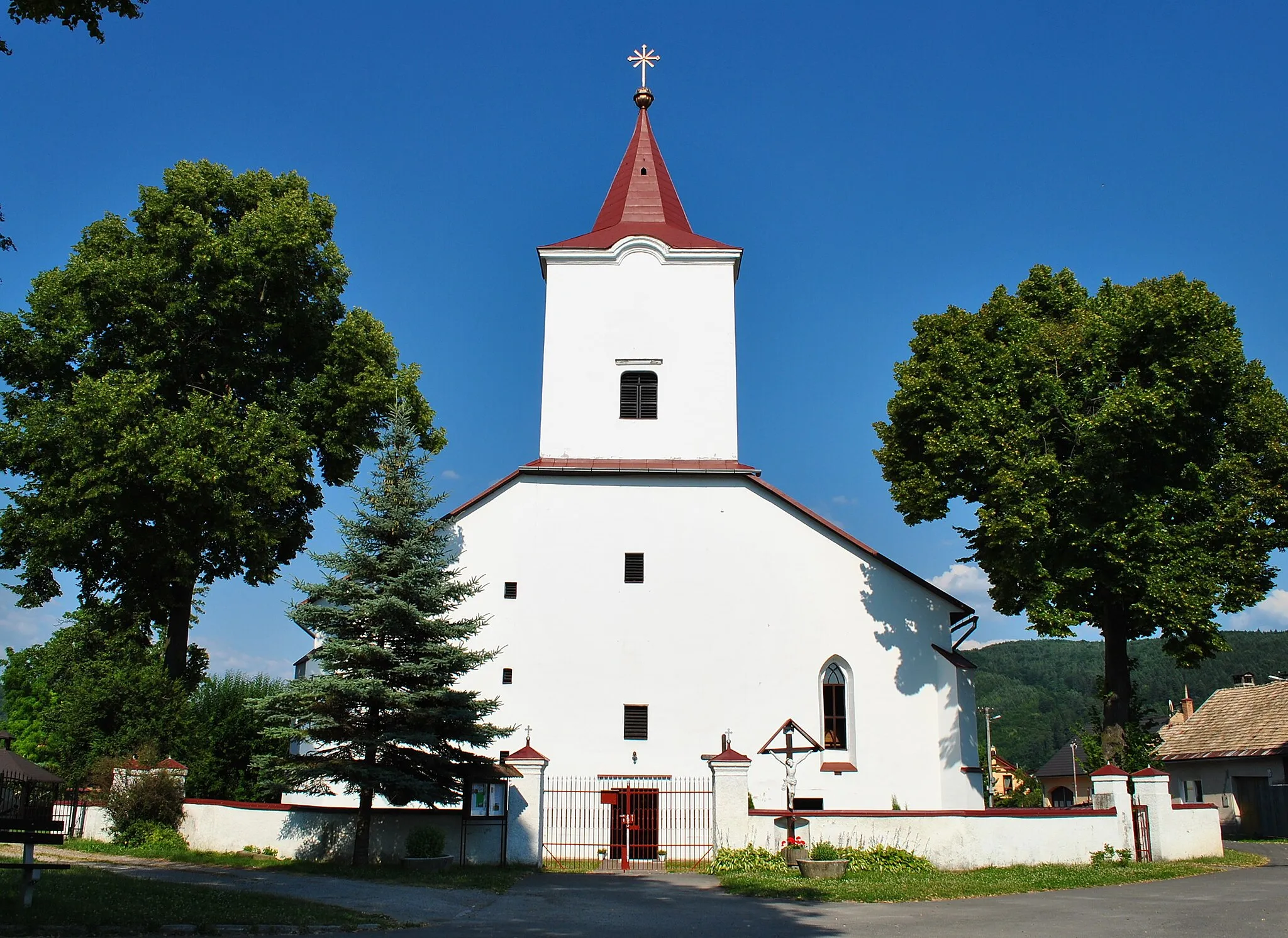 Photo showing: Slovenská Ľupča - rímsko-katolícky kostol Sv. Trojice