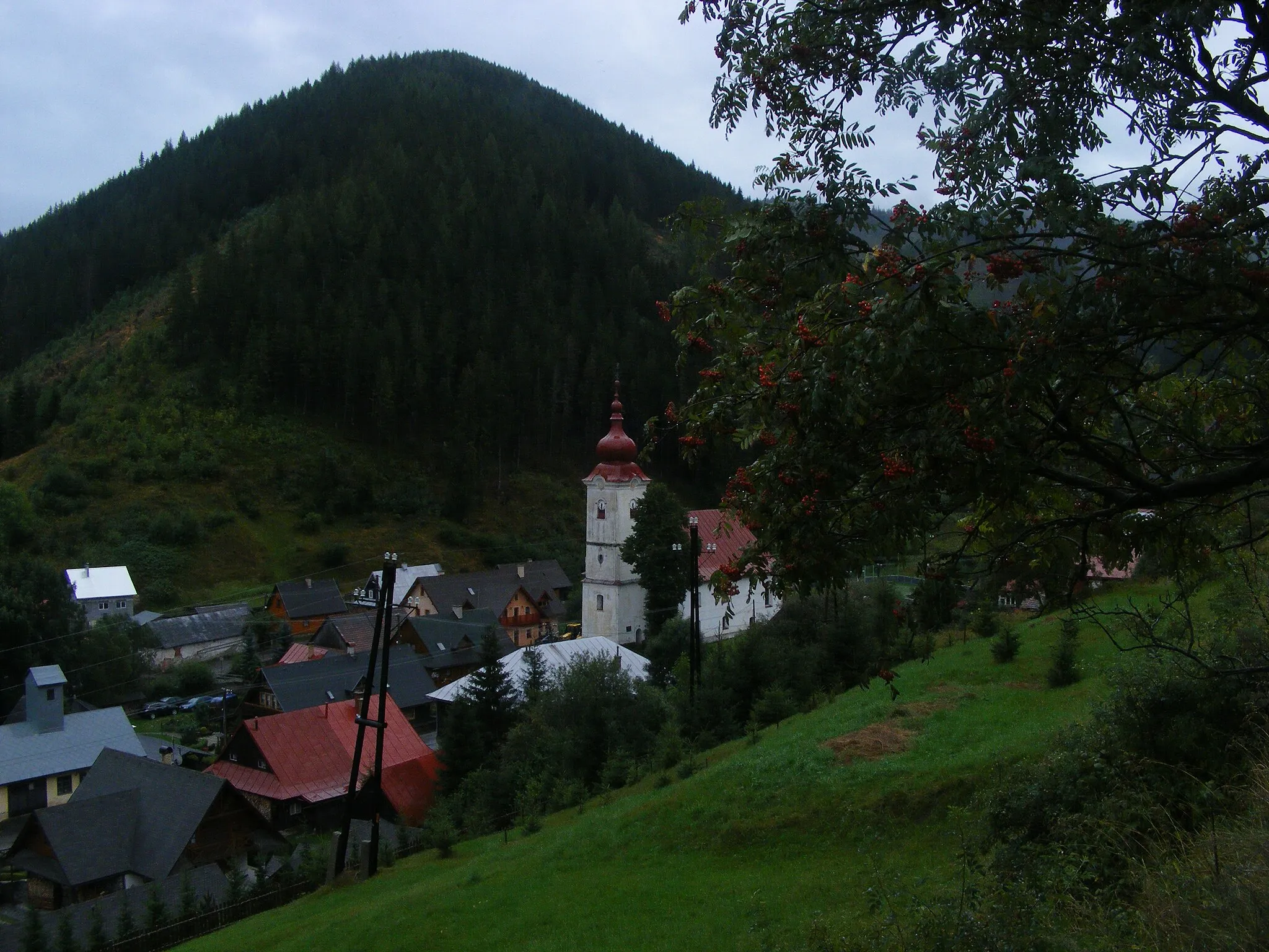 Photo showing: Nizke Tatry: hiking the main ridge - rainy Vyšná Boca