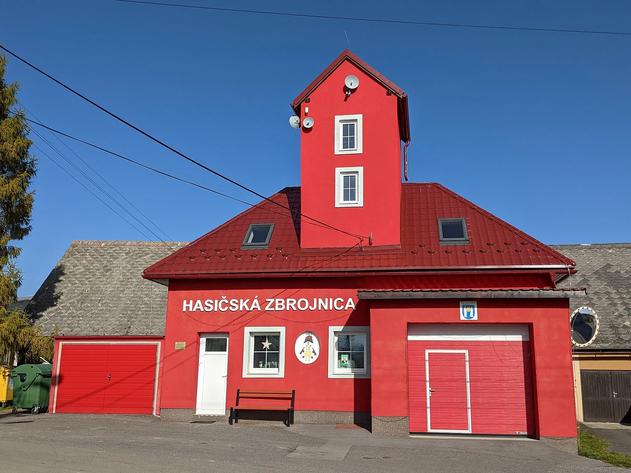 Photo showing: Liptovská Kokava, district of Liptovský Mikuláš, Slovakia - Fire station building