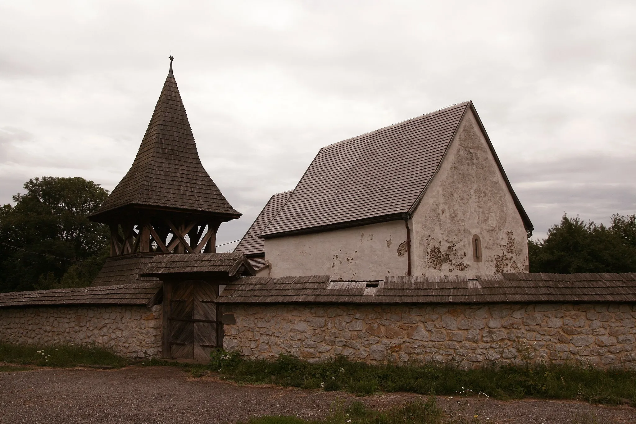 Photo showing: Gothic Evangelical church in Kraskovo, Slovakia