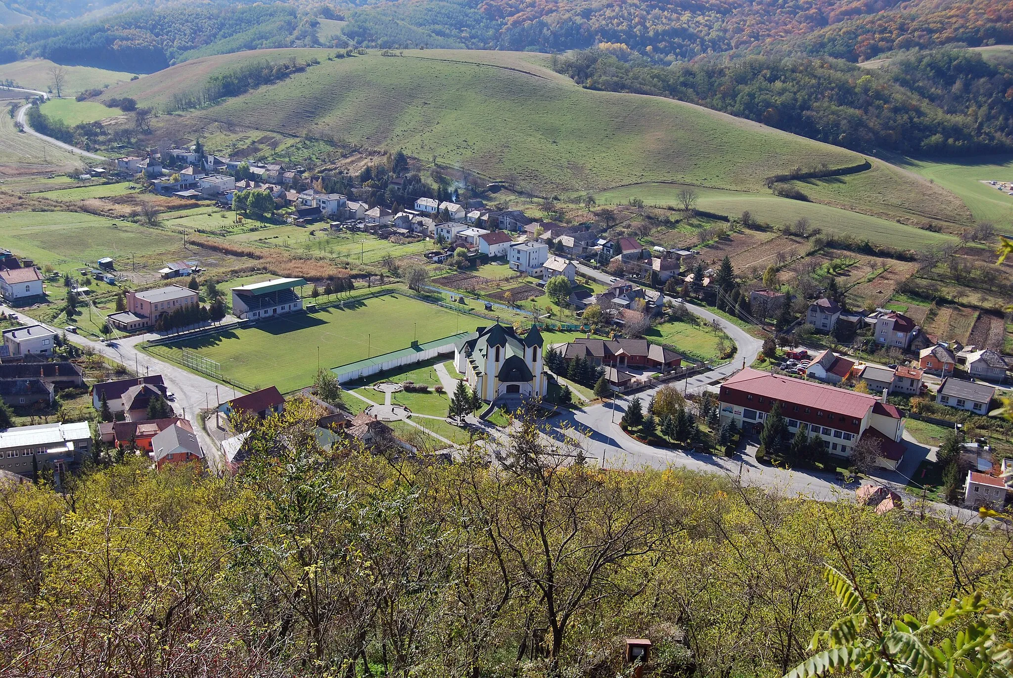 Photo showing: Ajnácska