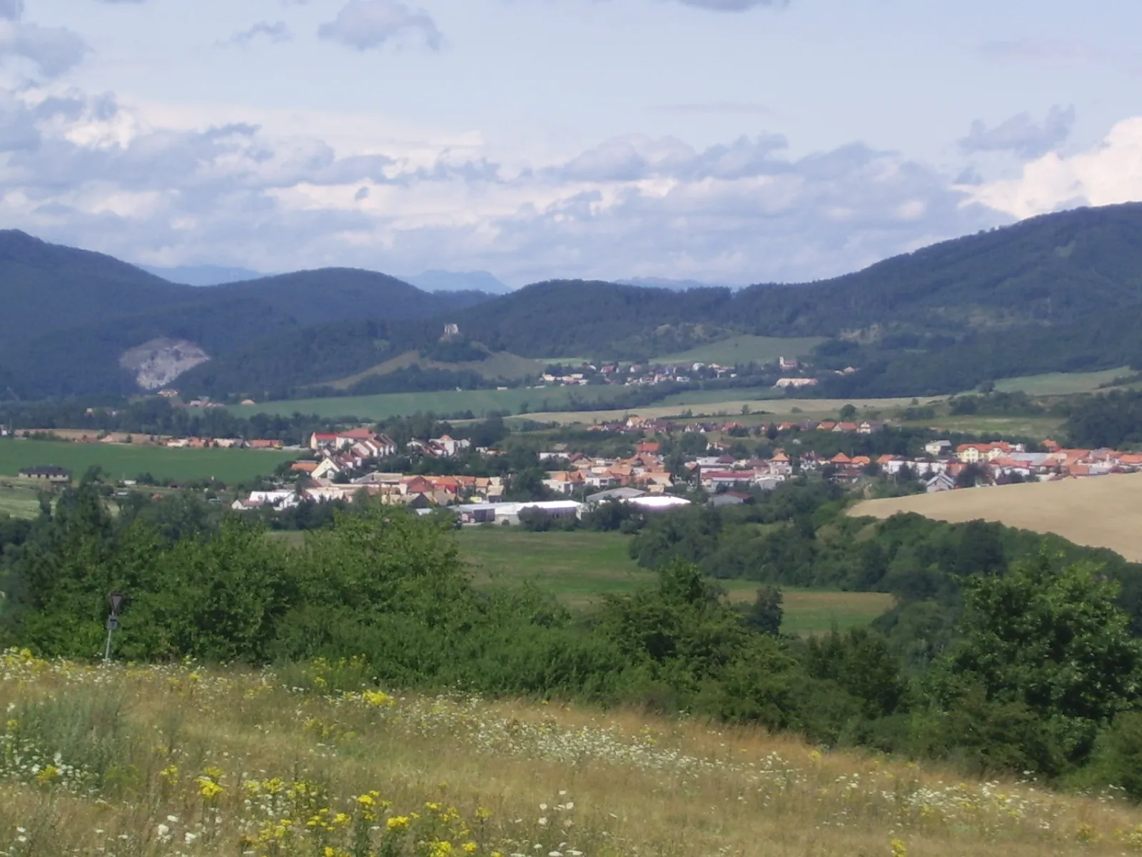 Photo showing: Panorama of Dobrá Niva, Slovakia