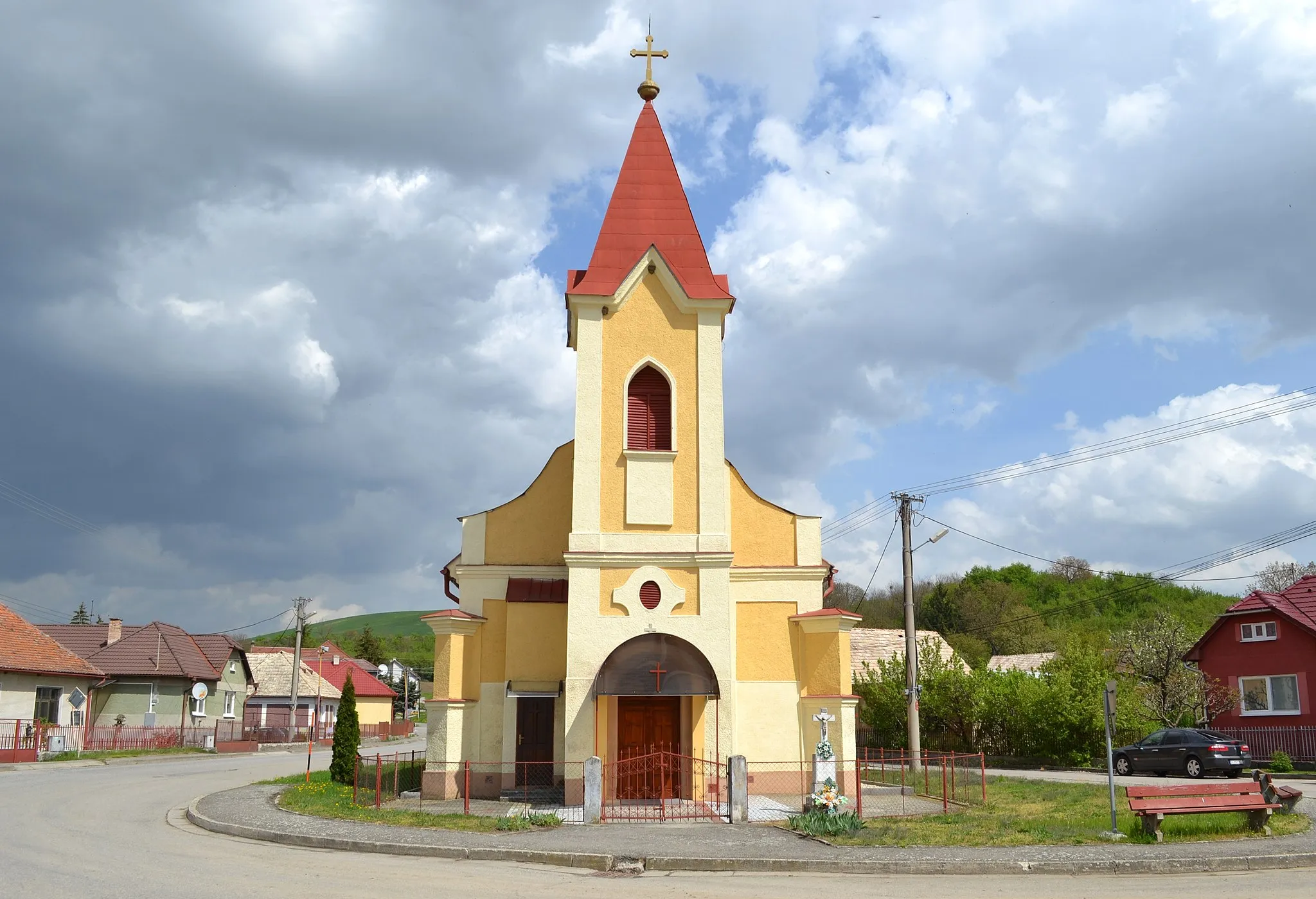 Photo showing: Dolné Zahorany, Kostol sv. Michala Archanjela