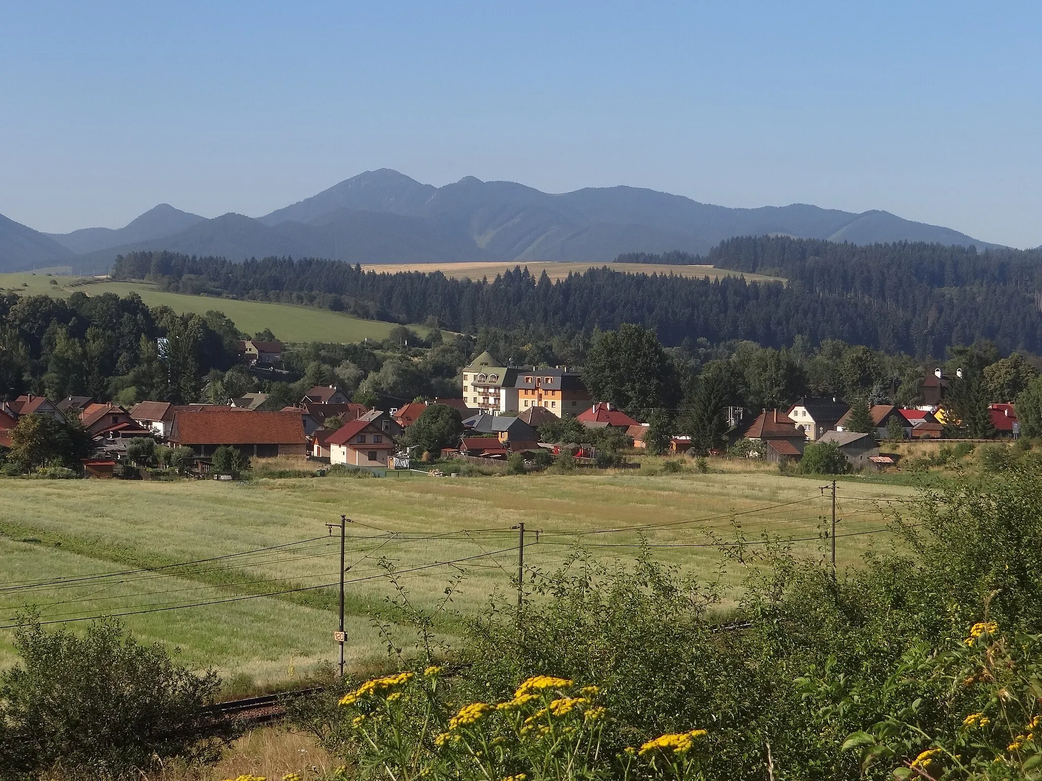 Photo showing: Bešeňová