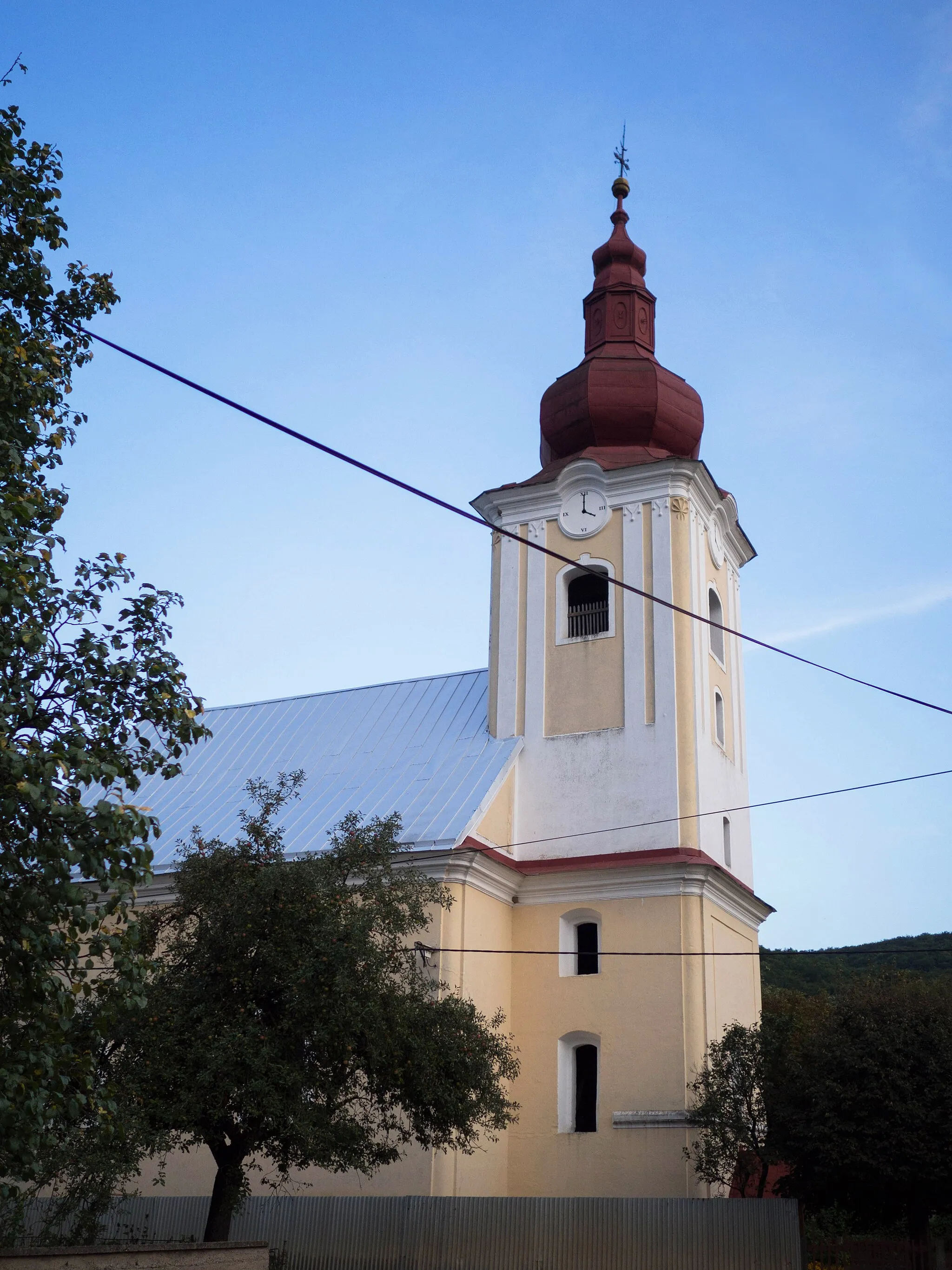 Photo showing: Lutheran Church in Nandraž, Slovakia.