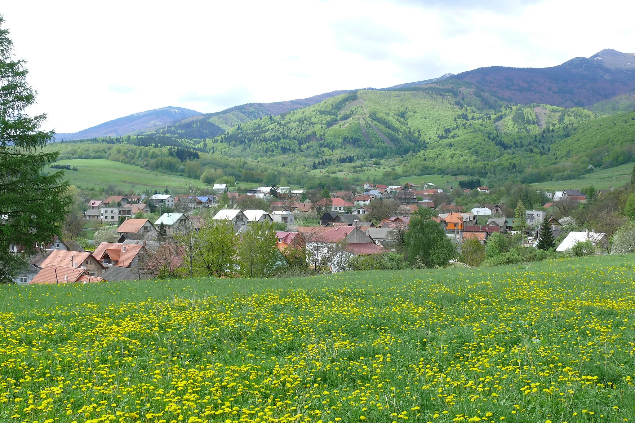 Photo showing: Village Šútovo, district of Martin, Slovakia.