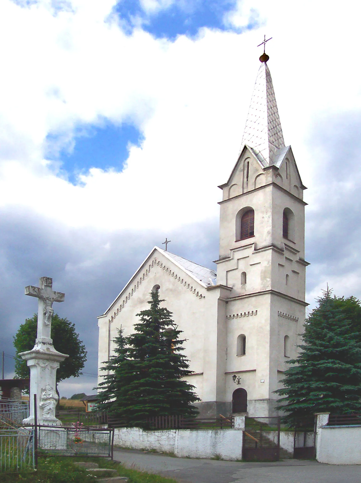 Photo showing: Church at Huty village. Liptov, Slovakia