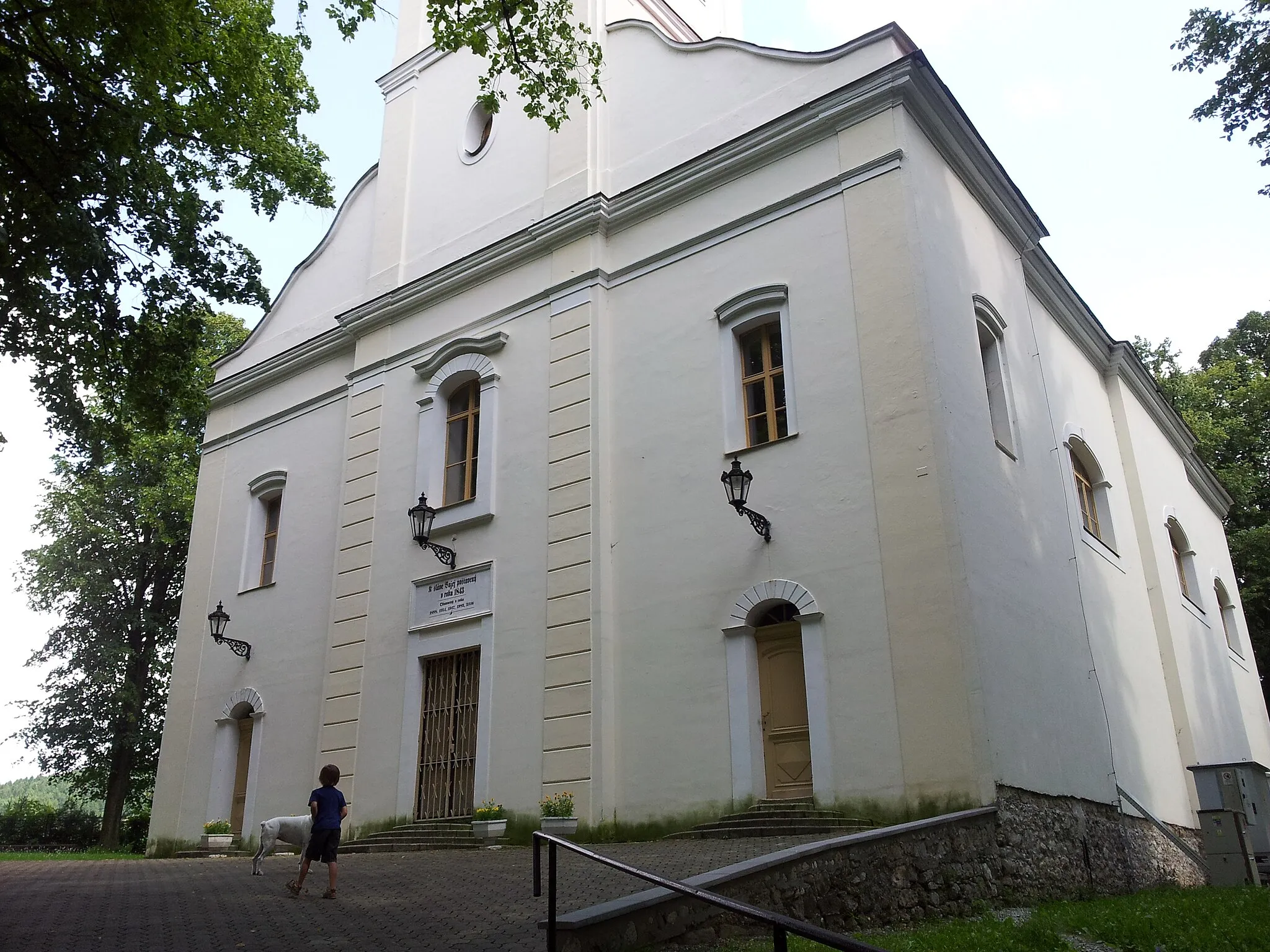 Photo showing: Lutheran church in Necpaly, Slovakia.