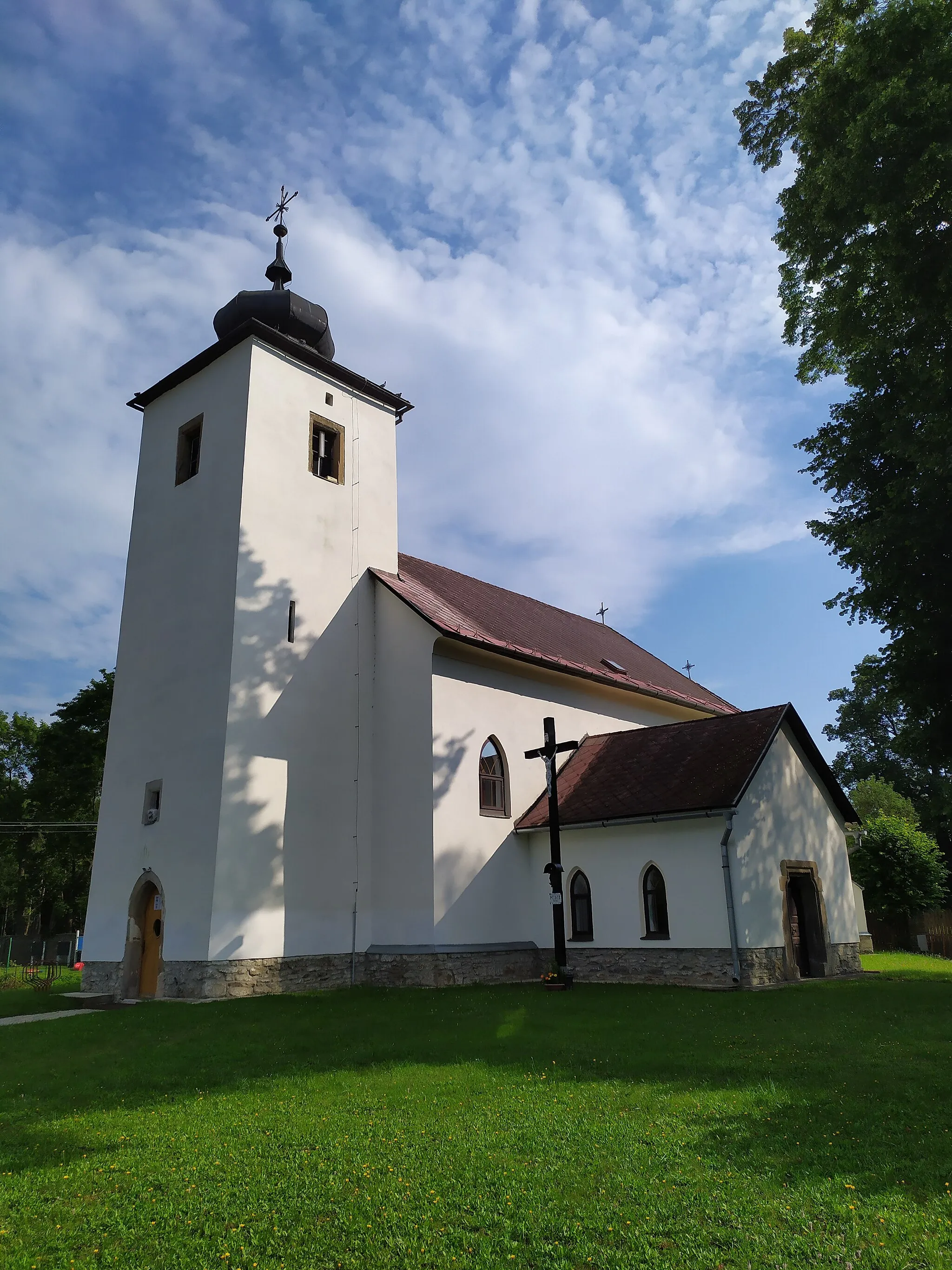 Photo showing: Betlanovce (okr. Sišská Nová Ves), Kostol svätých Kozmu a Damiána; celkový pohľad