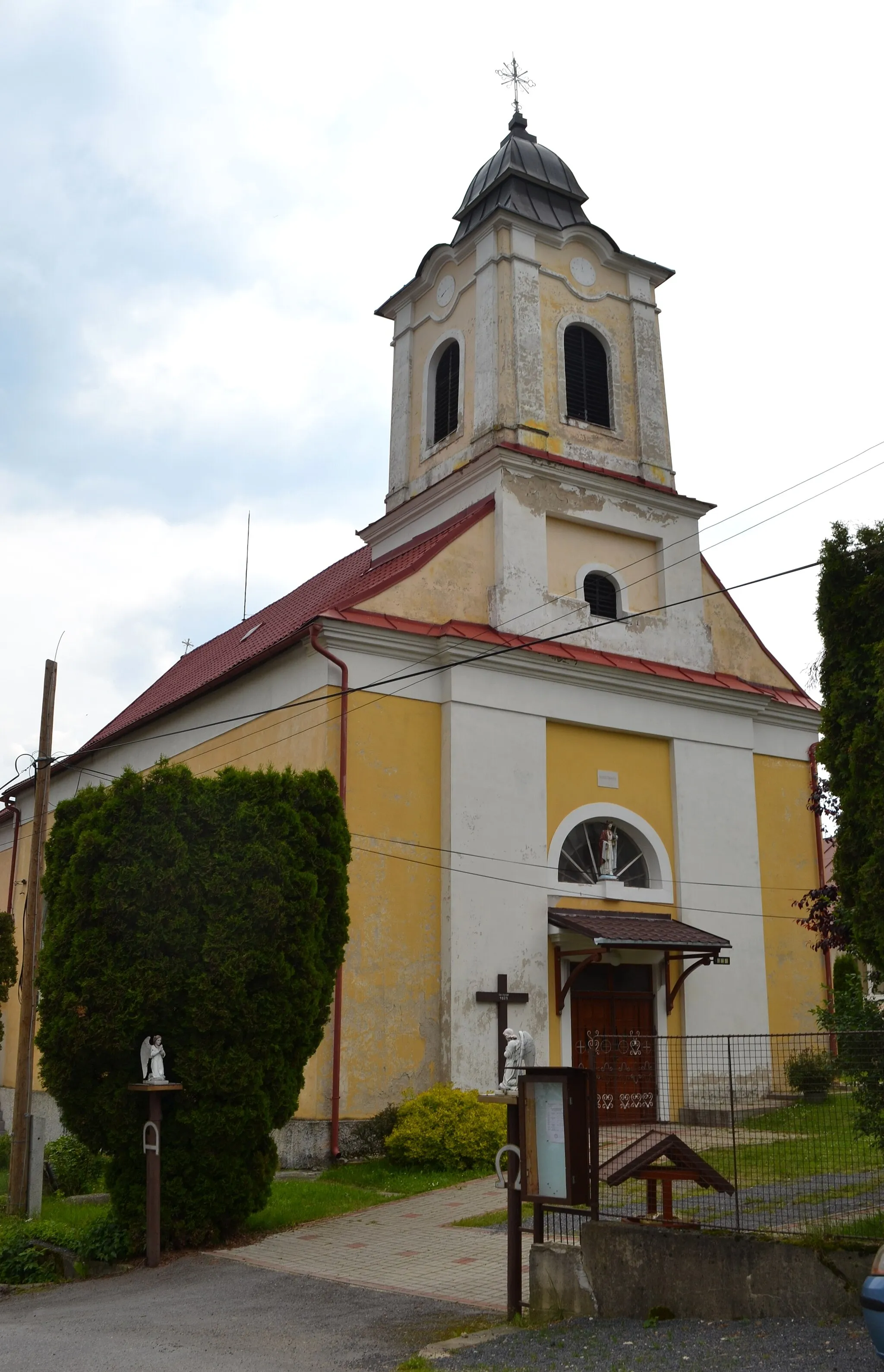 Photo showing: Kostol Povýšenia svätého Kríža v obci Šoltýska