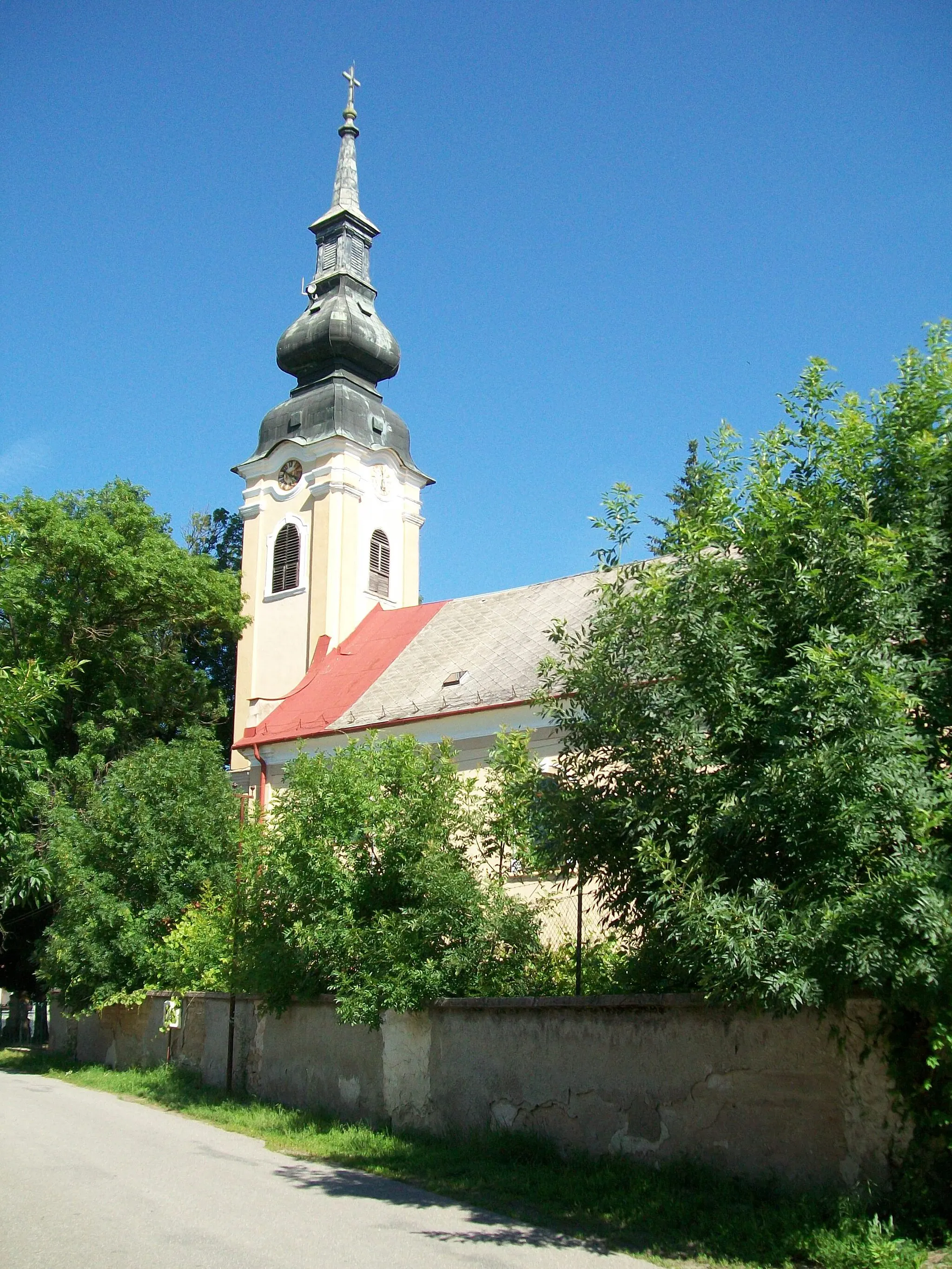 Photo showing: This media shows the protected monument with the number 606-423/0 CHMSK/606-423/0,CHMSK/606-423(other) in the Slovak Republic.