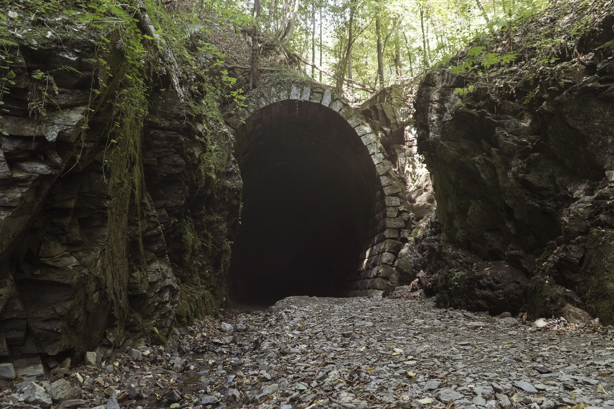Photo showing: Ústie tunela v Slavošovciach